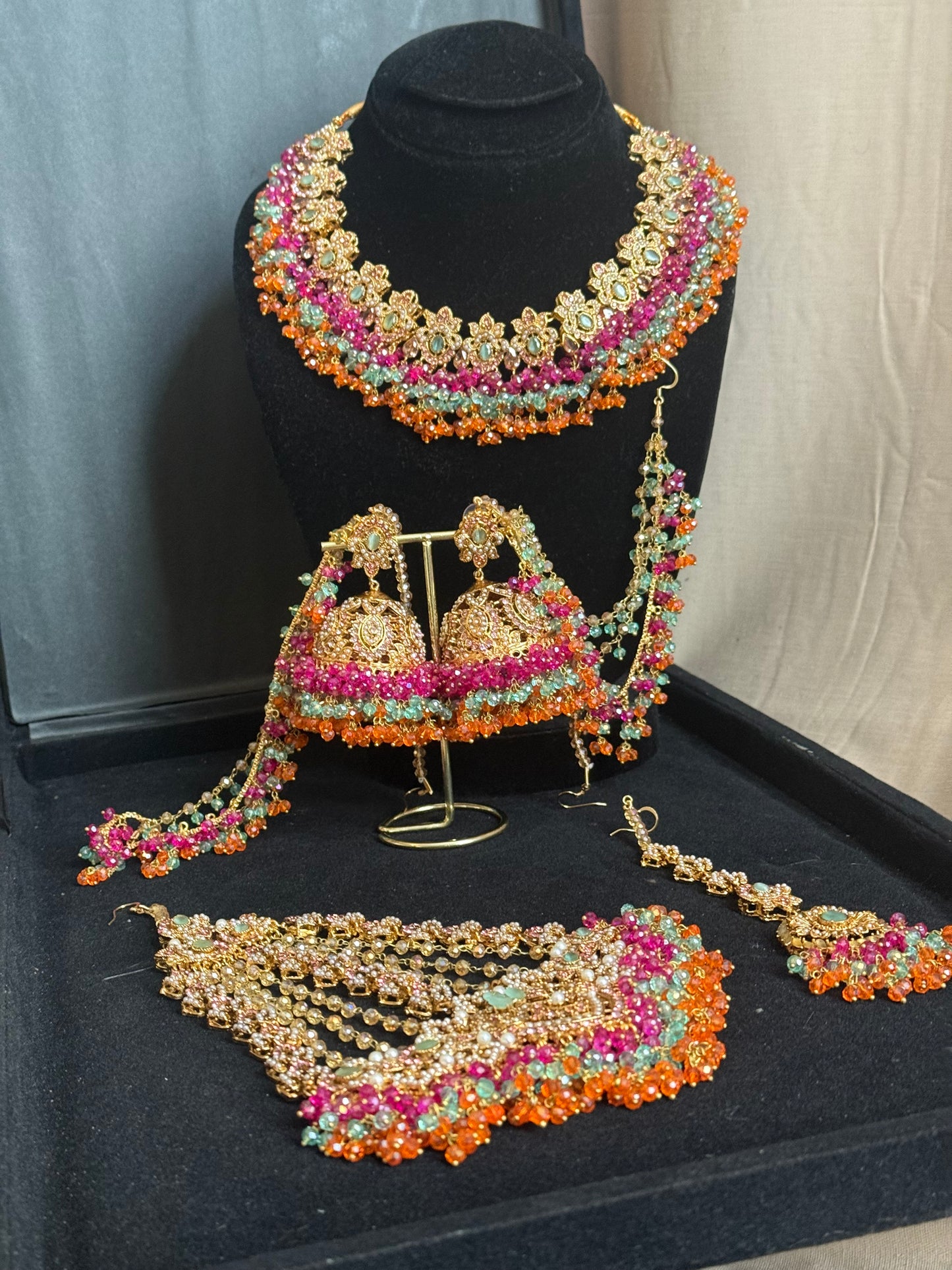 MAHROSH - Mehndi Bridal set includes: Necklace, Oversized Jhumar, Sahara Jhumke & Tikka | Customisation available