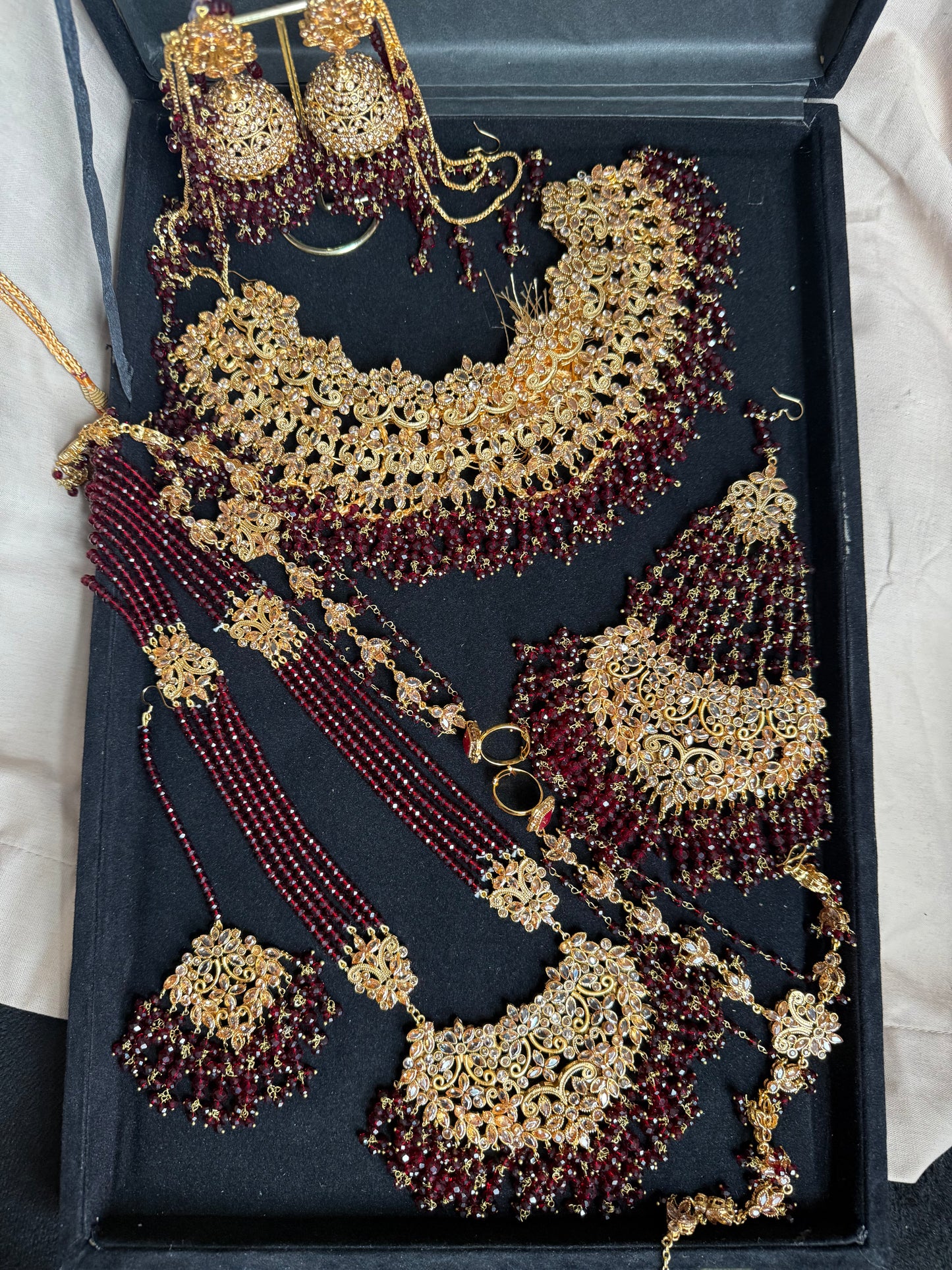 MAYA - Bridal set | includes Necklace with Mala, 2x hand pieces, Jhumar, Jhumke, Tikka and a FREE nose ring | for customisation DM us!