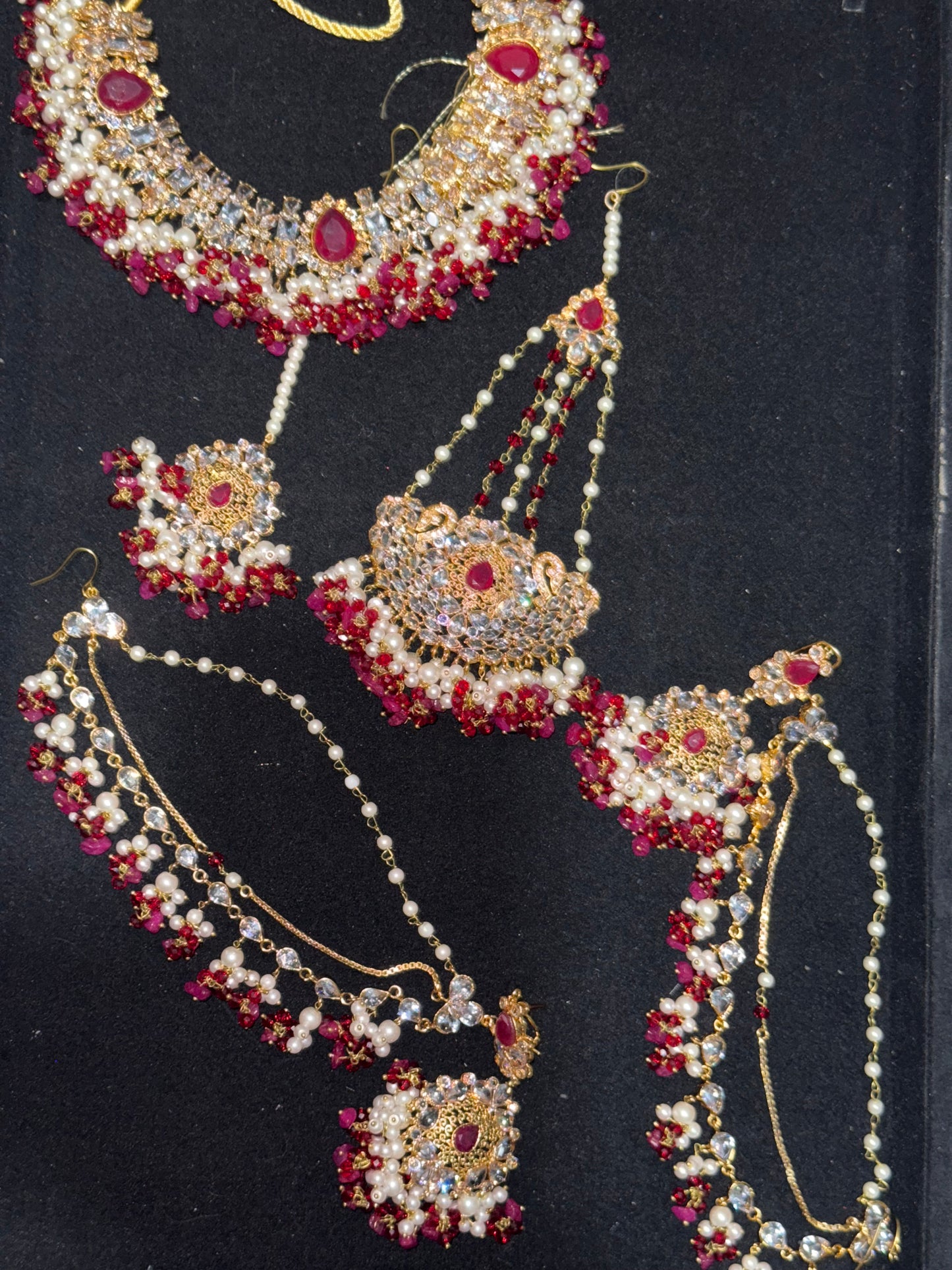 LAILA - Bridal set with sahara earring, tikka & jhumar | 2 colours available