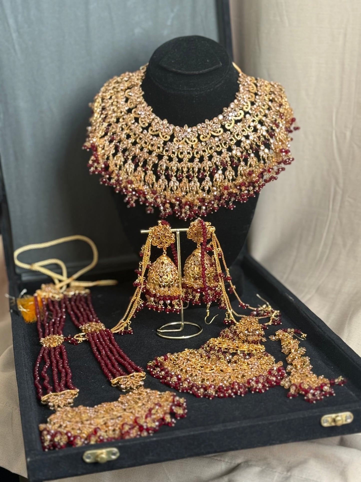 SANWAL - 6 Pieces set | includes: Mala, Necklace, Jhumar, Jhumke, Tikka & Nose ring | available in Maroon Gold colour