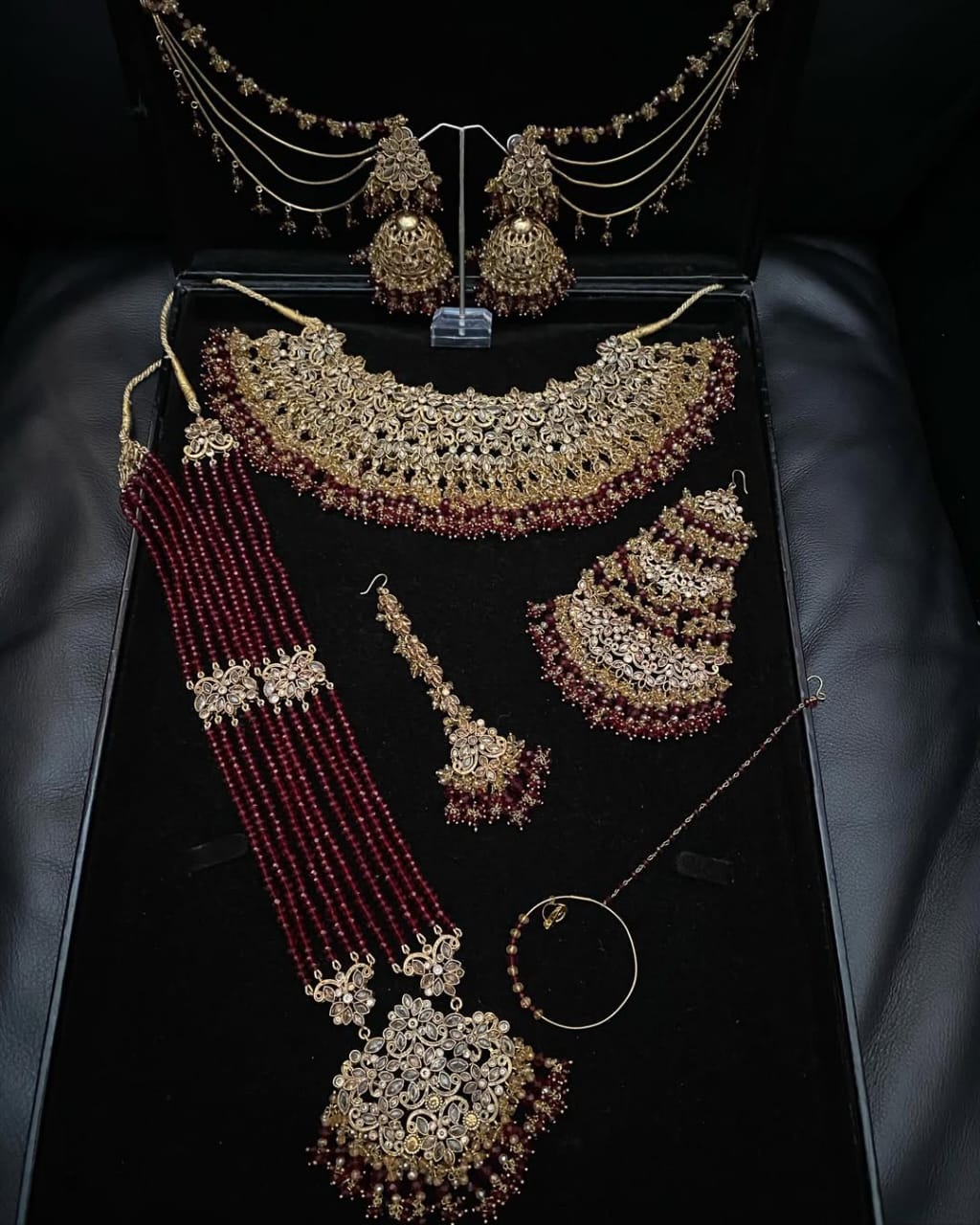 SANWAL - 6 Pieces set | includes: Mala, Necklace, Jhumar, Jhumke, Tikka & Nose ring | available in Maroon Gold colour