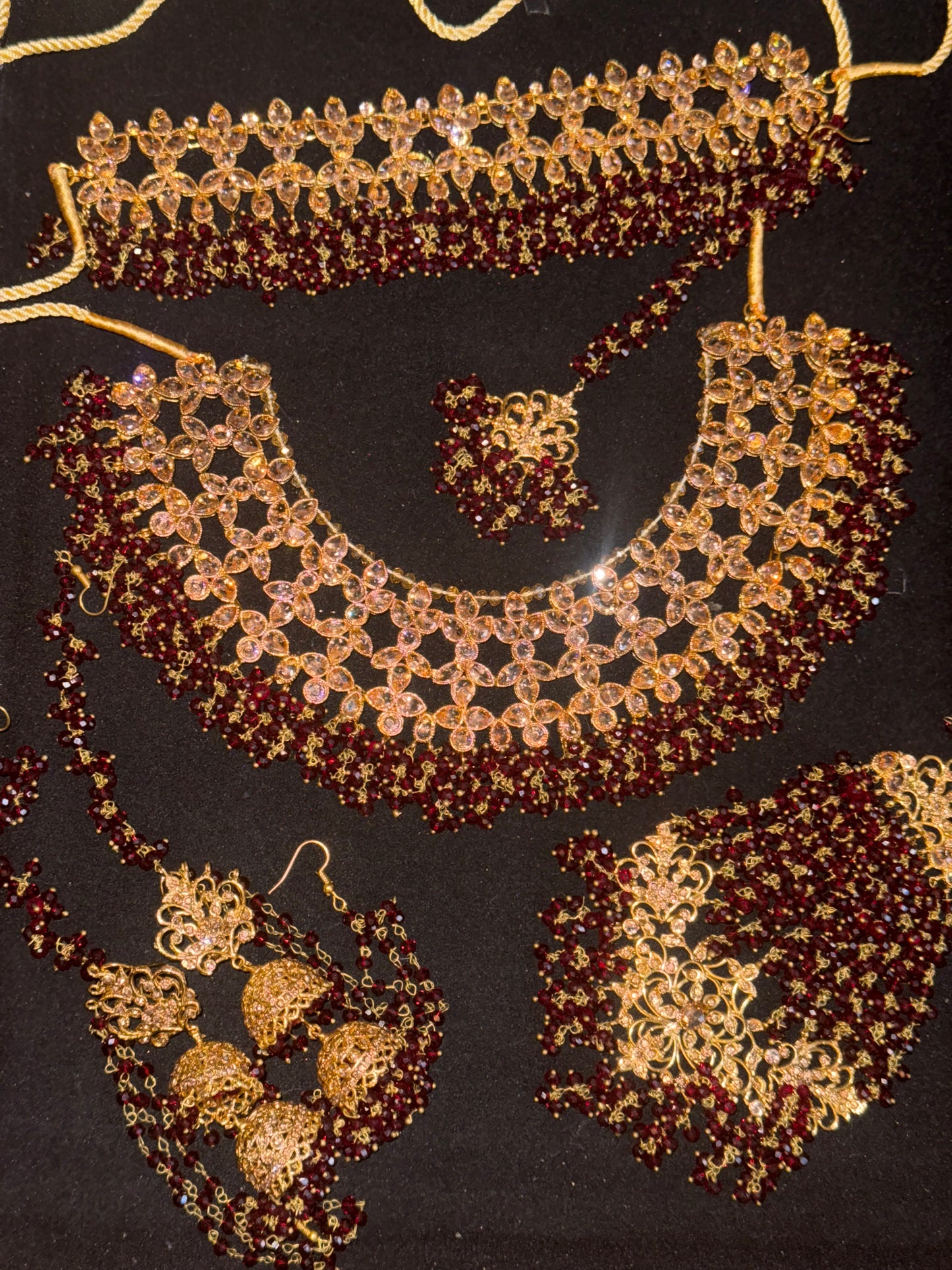 JANNAT - Heavy Bridal set | includes: choker, Necklace, jhumar, Jhumke and Tikka | Maroon colour available