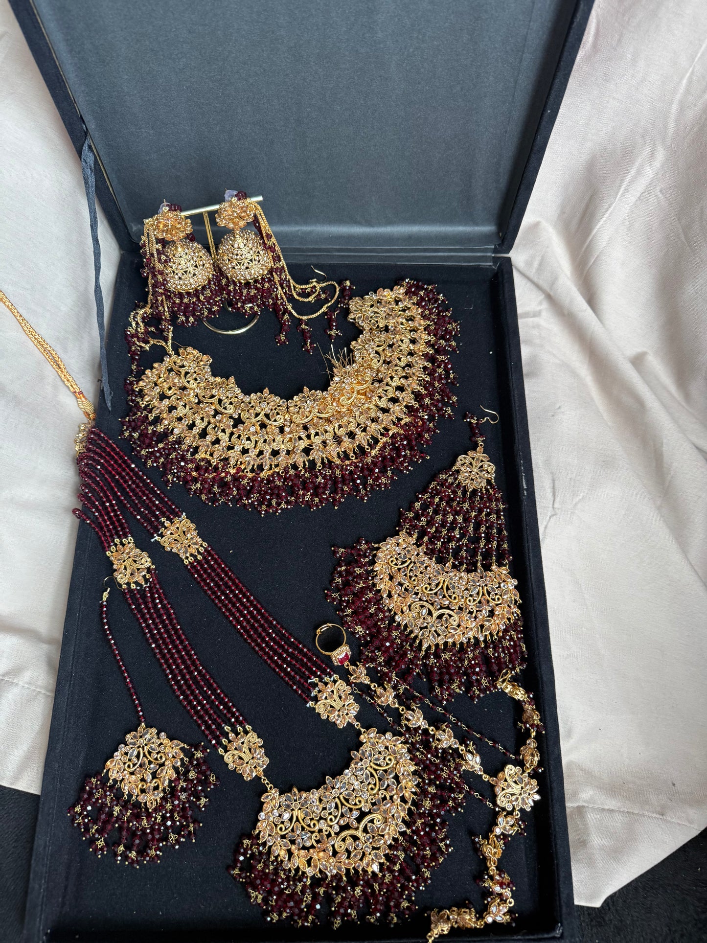 MAYA - Bridal set | includes Necklace with Mala, 2x hand pieces, Jhumar, Jhumke, Tikka and a FREE nose ring | for customisation DM us!