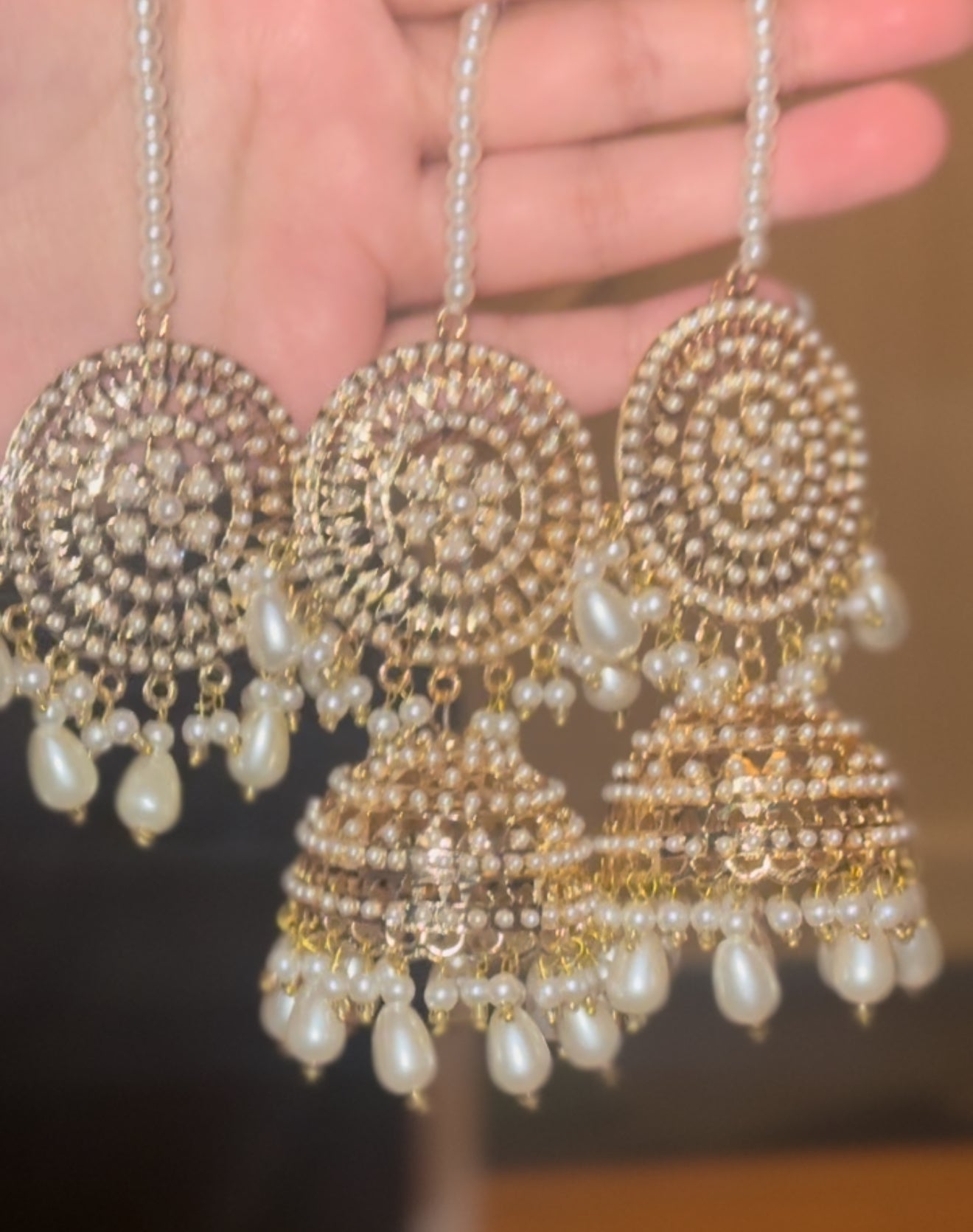 Raha - One-line sahara jhumke with tikka | 16 colours available