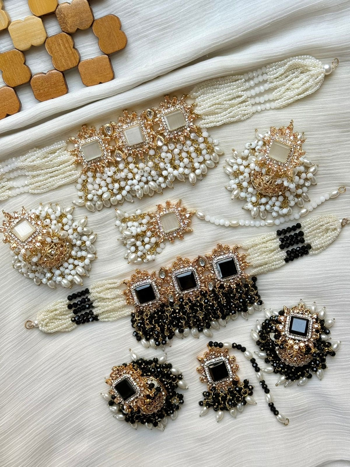 Salina - Choker set 11 Colours available