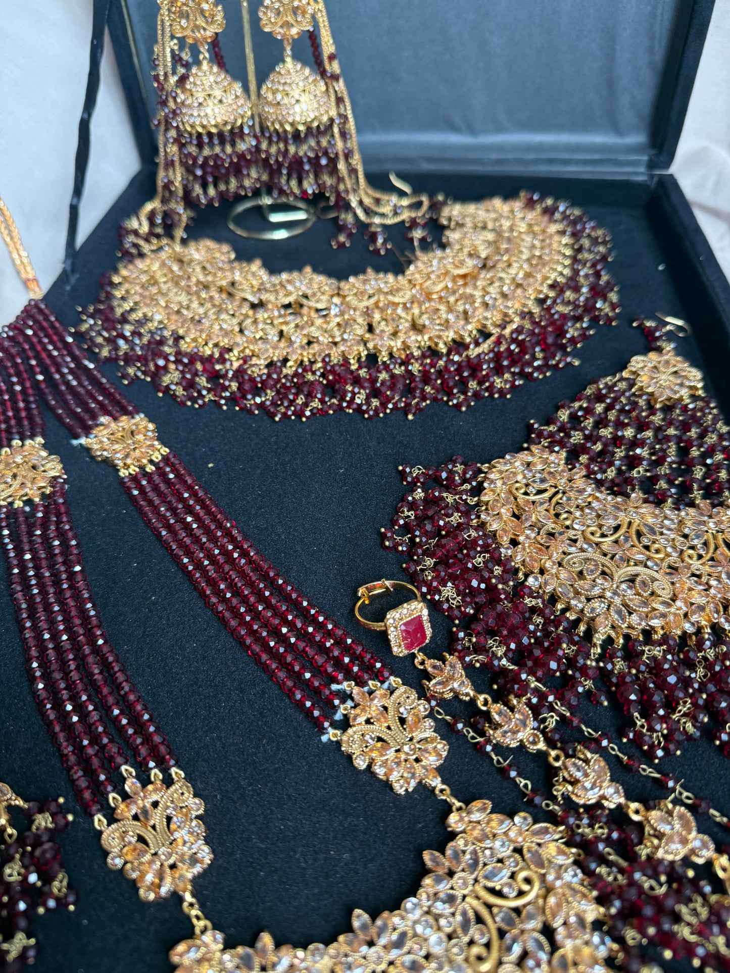 MAYA - Bridal set | includes Necklace with Mala, 2x hand pieces, Jhumar, Jhumke, Tikka and a FREE nose ring | for customisation DM us!