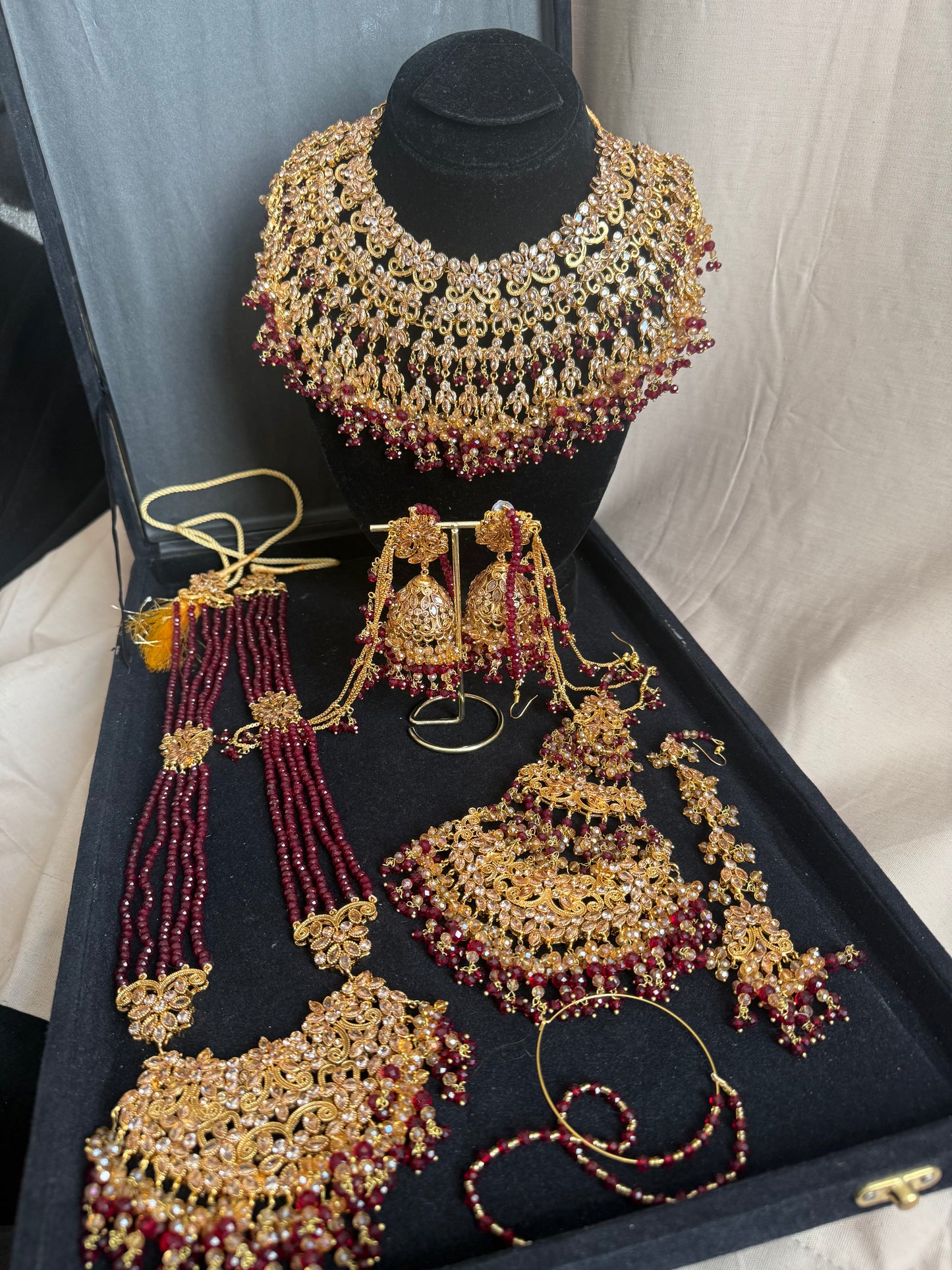 SANWAL - 6 Pieces set | includes: Mala, Necklace, Jhumar, Jhumke, Tikka & Nose ring | available in Maroon Gold colour
