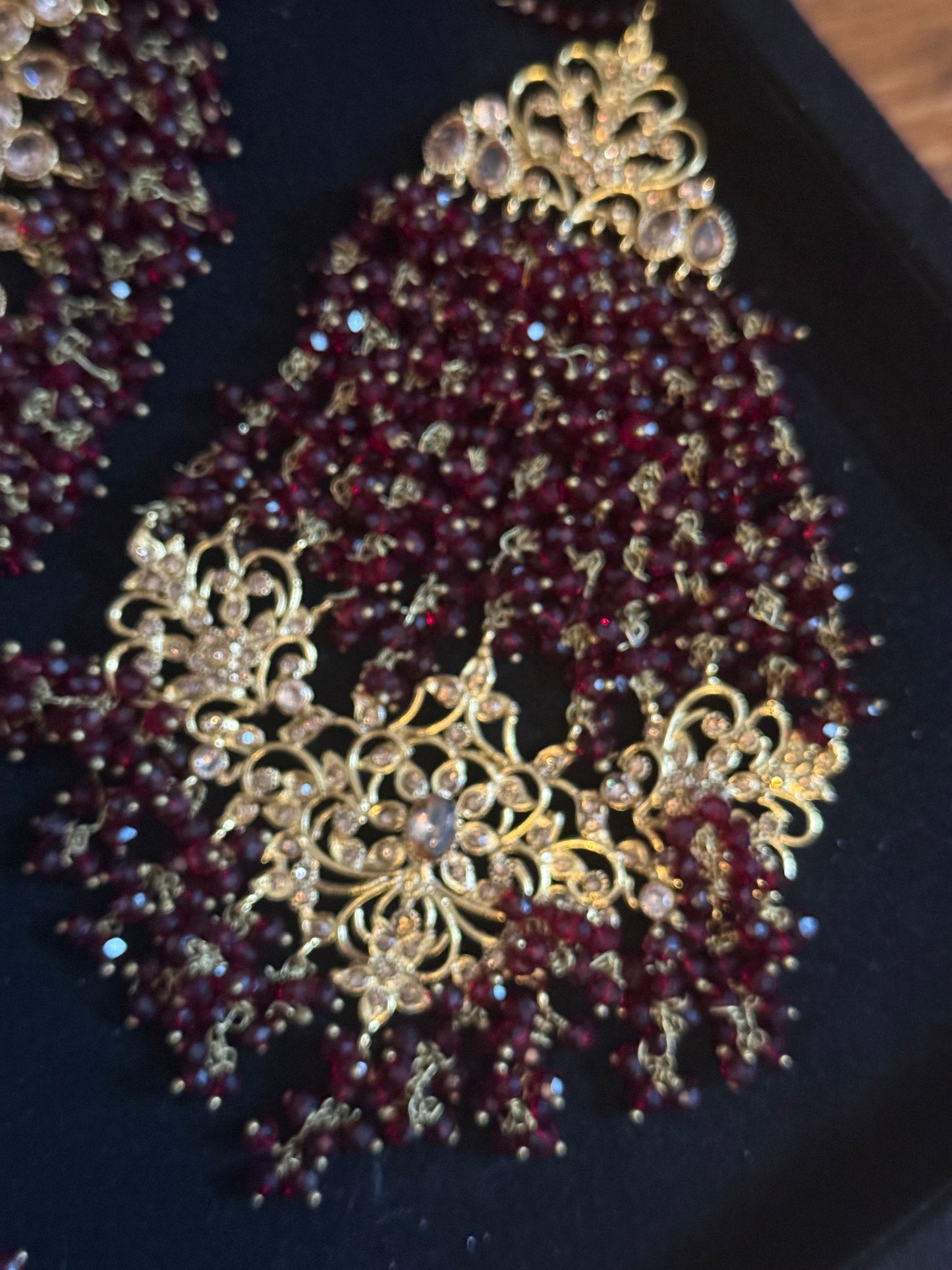 JANNAT - Heavy Bridal set | includes: choker, Necklace, jhumar, Jhumke and Tikka | Maroon colour available