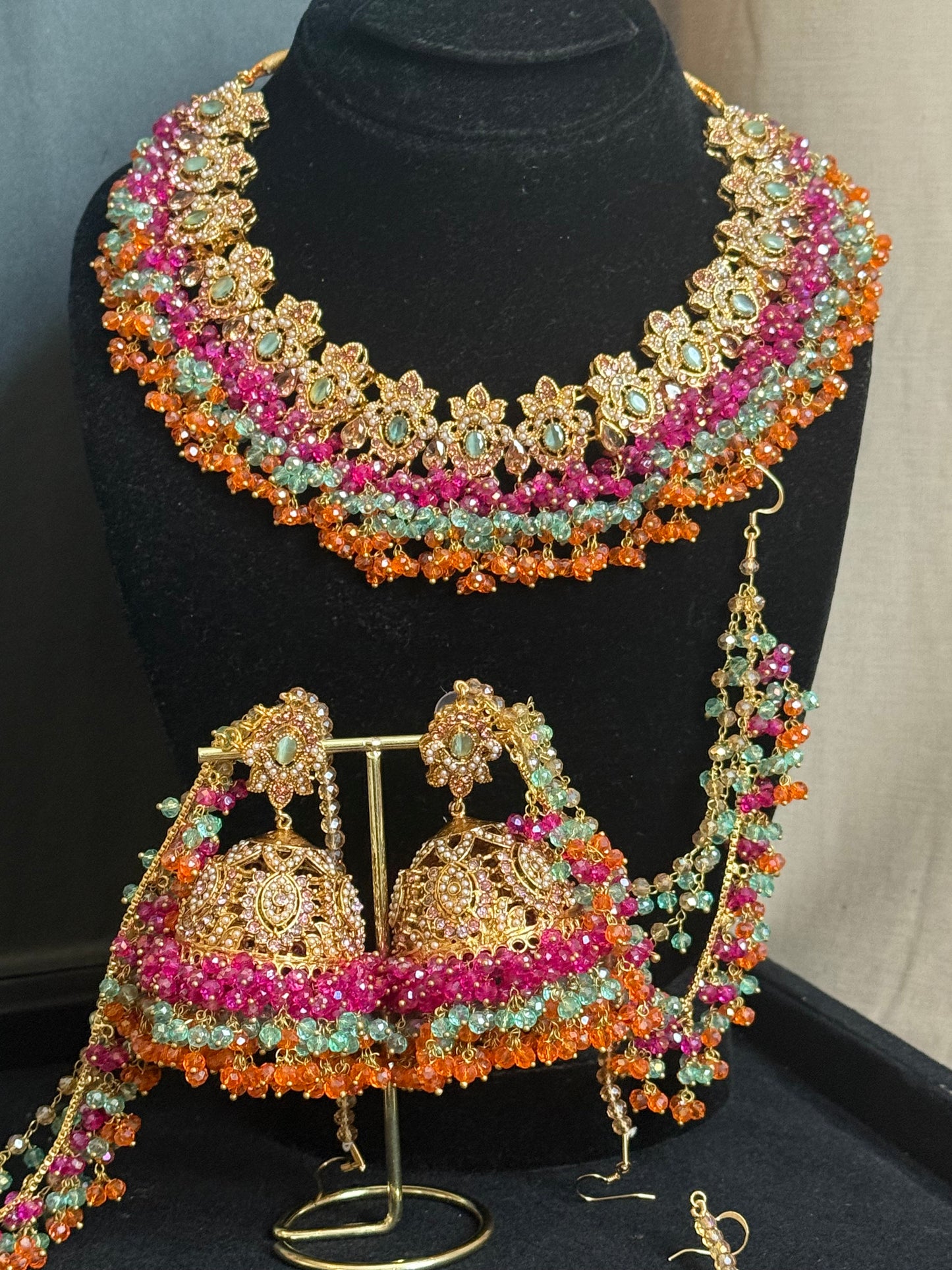 MAHROSH - Mehndi Bridal set includes: Necklace, Oversized Jhumar, Sahara Jhumke & Tikka | Customisation available