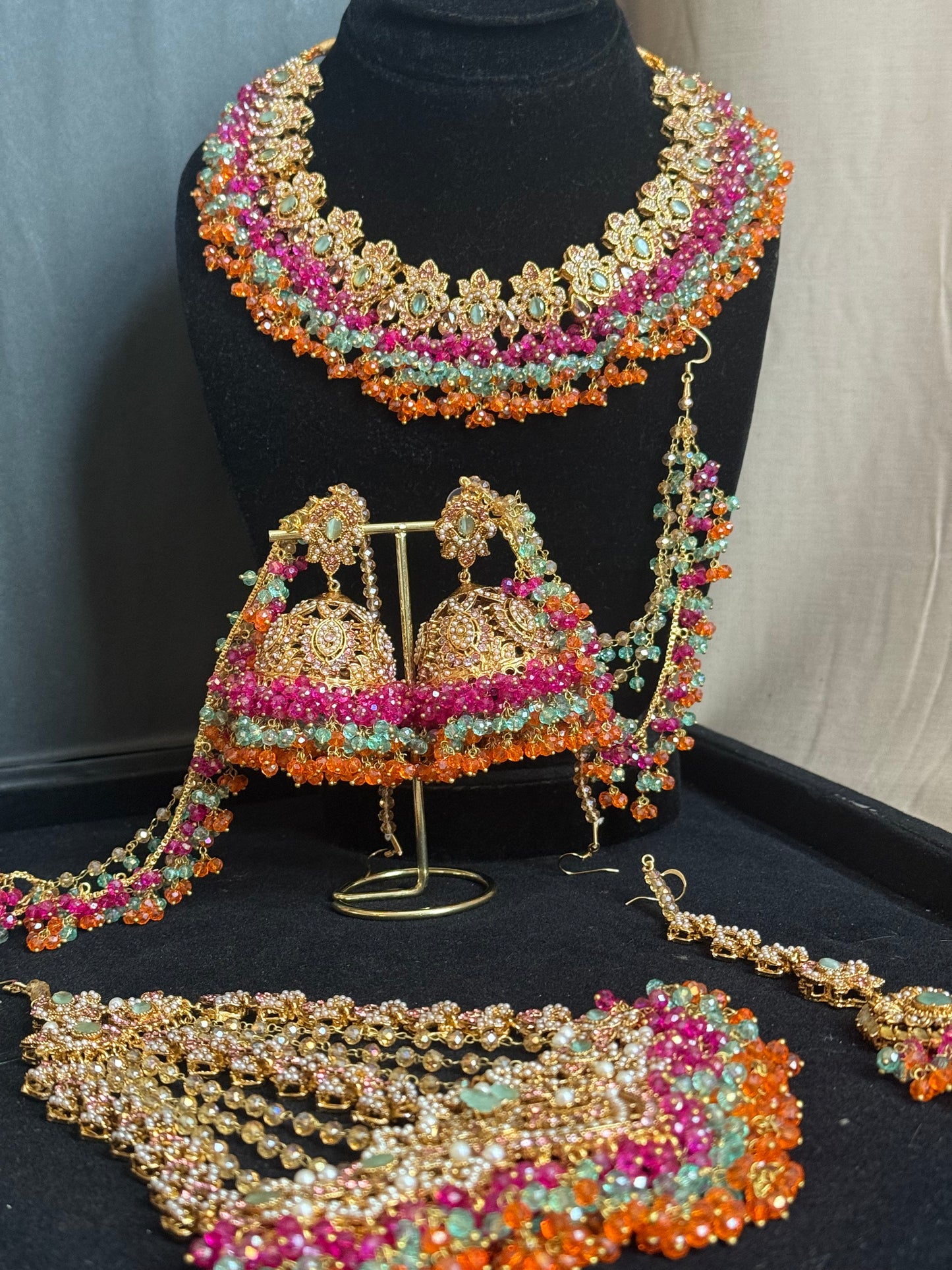 MAHROSH - Mehndi Bridal set includes: Necklace, Oversized Jhumar, Sahara Jhumke & Tikka | Customisation available