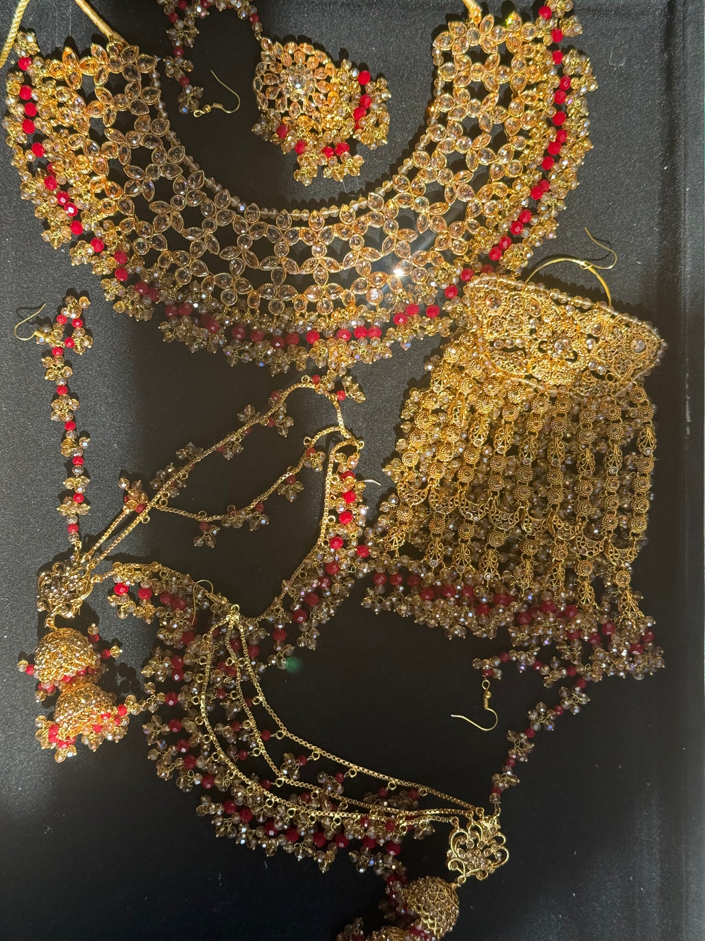 MEHMAL - Heavy Bridal set | includes: Necklace with jhumar, jhumke and Tikka | Red Bridal set