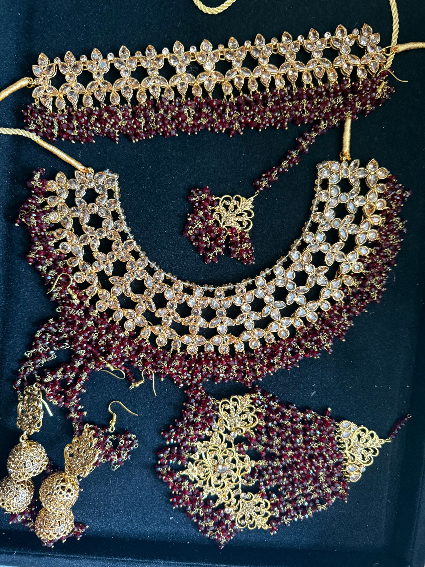 JANNAT - Heavy Bridal set | includes: choker, Necklace, jhumar, Jhumke and Tikka | Maroon colour available