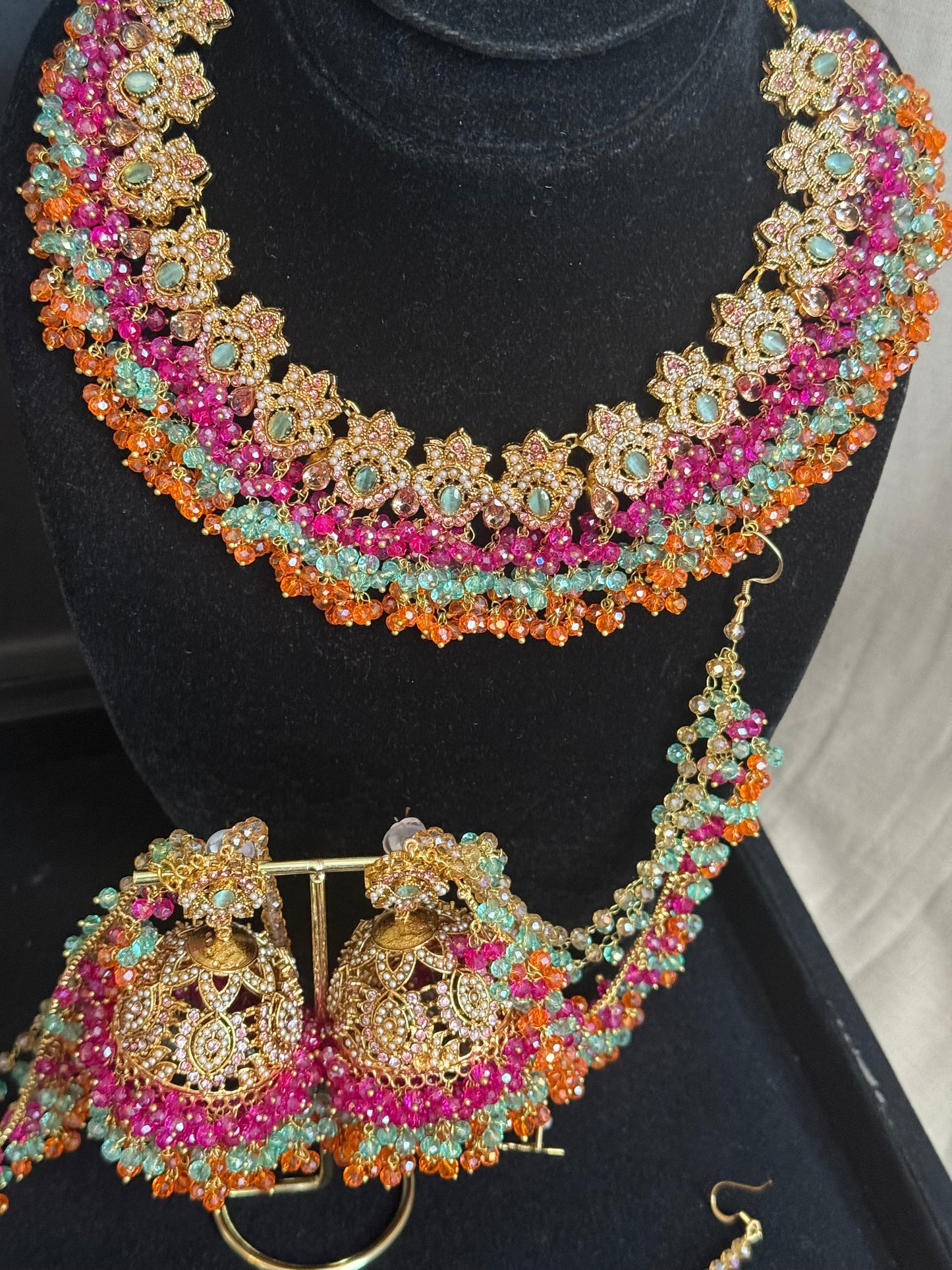 MAHROSH - Mehndi Bridal set includes: Necklace, Oversized Jhumar, Sahara Jhumke & Tikka | Customisation available