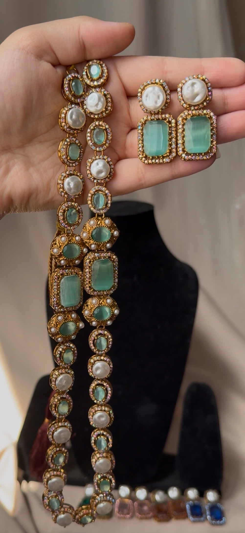 RIMLA - MALA with earrings | available in 9 colours