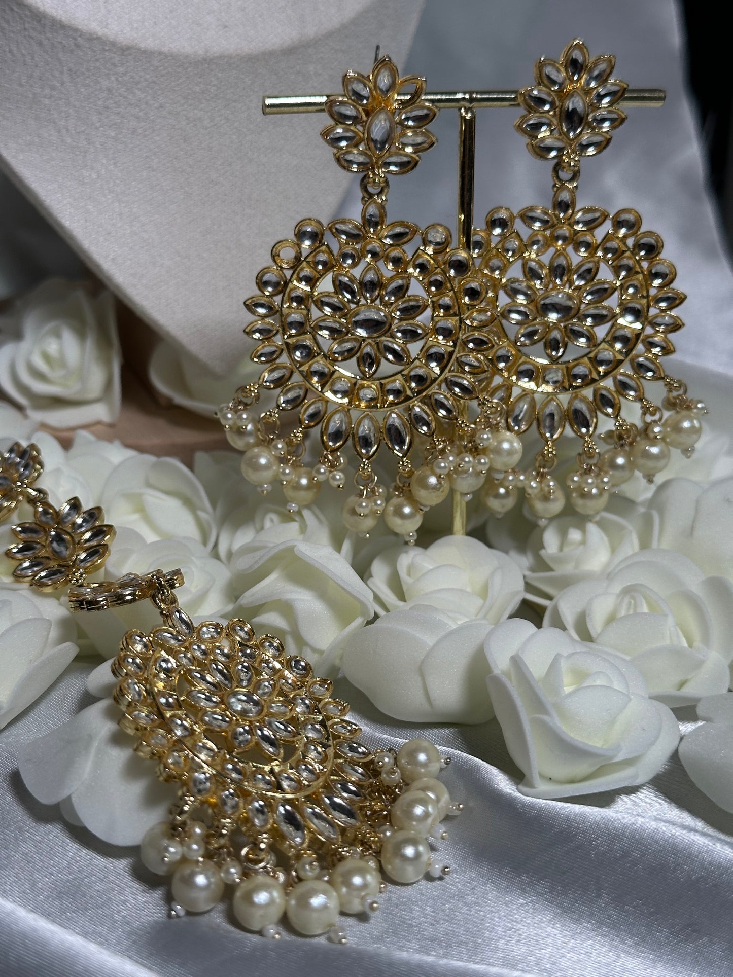 Adeena - Earrings Tikka set