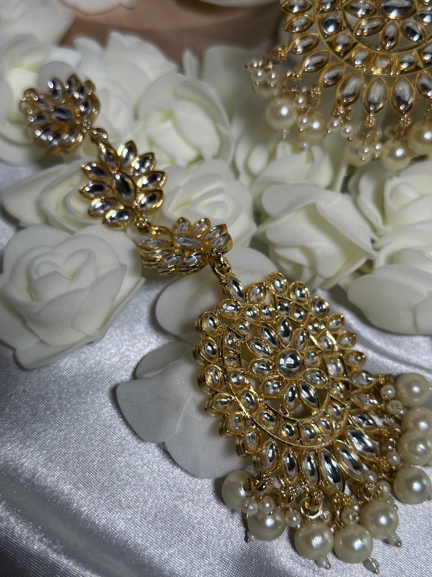 Adeena - Earrings Tikka set