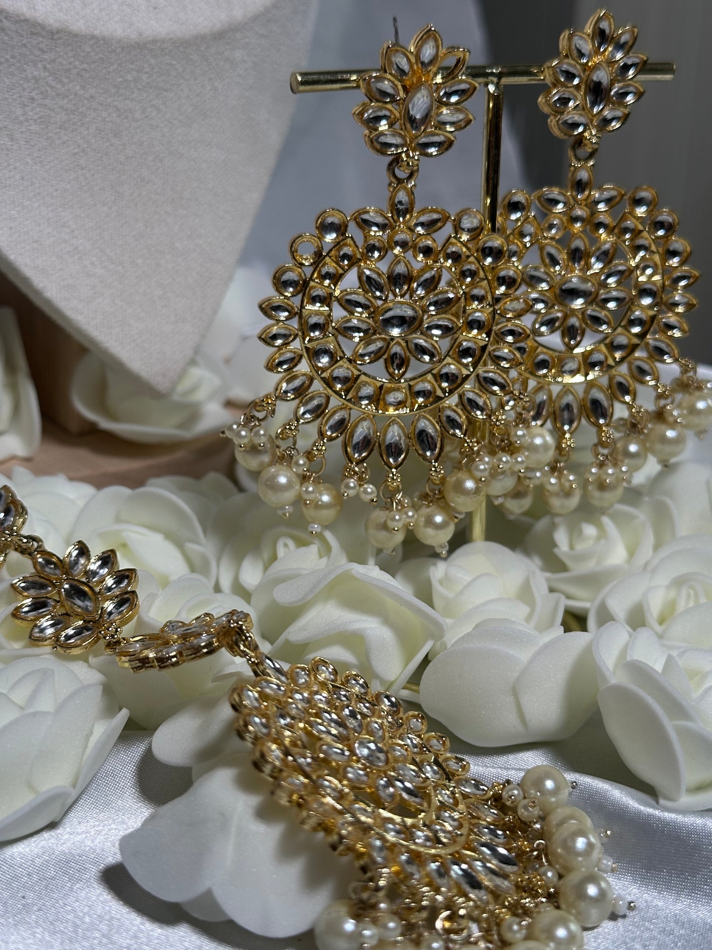 Adeena - Earrings Tikka set