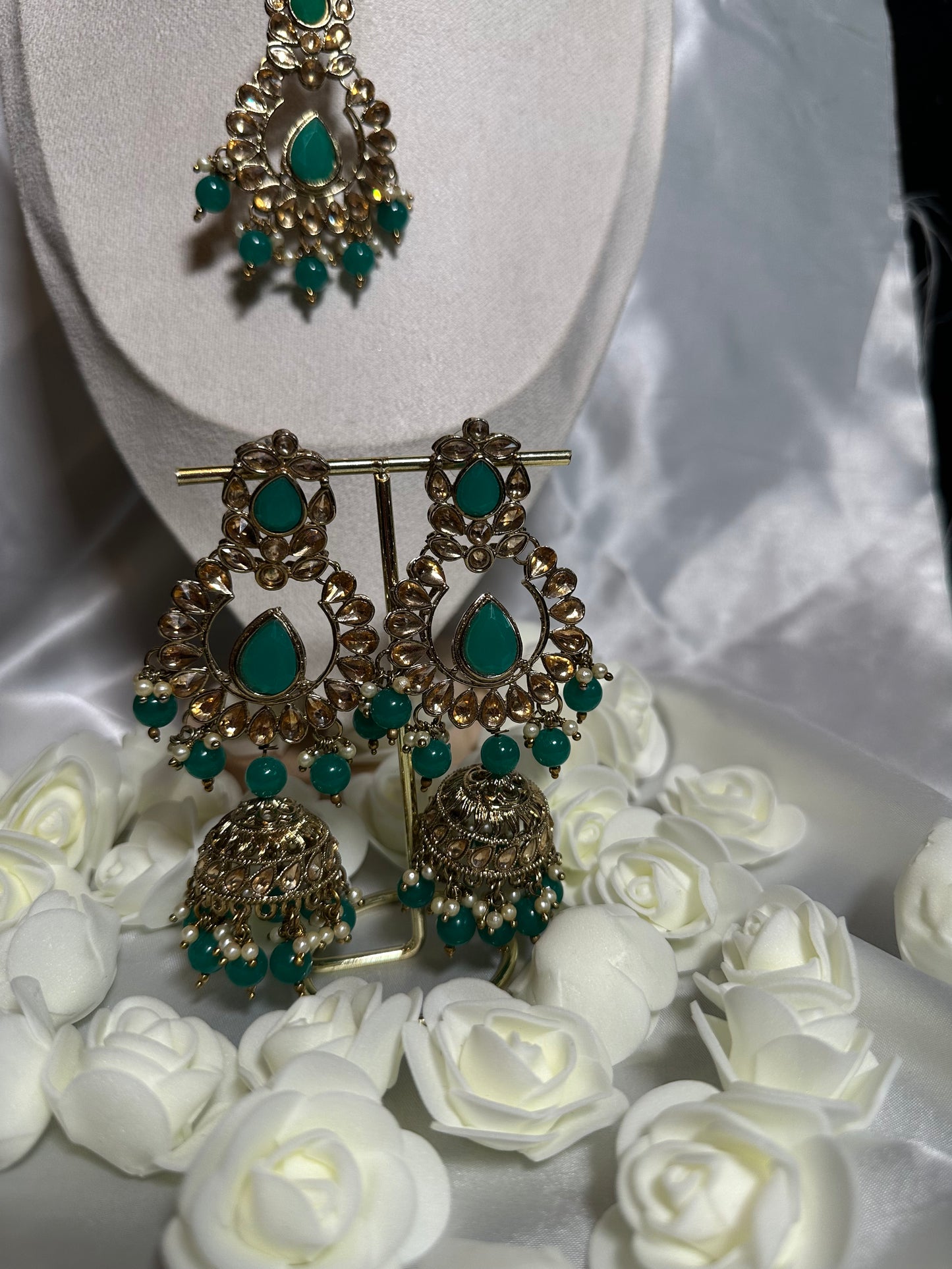 Liyana - Jhumke with Tikka