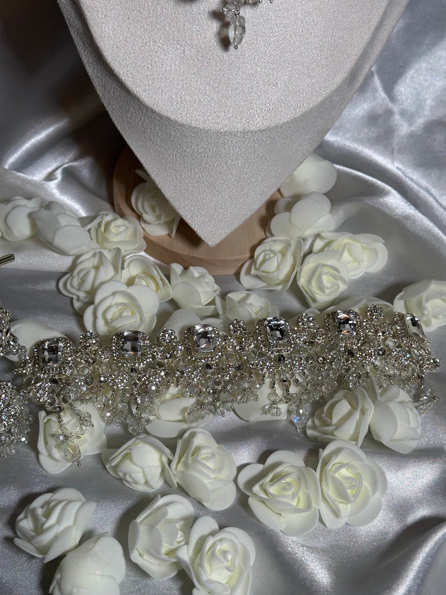 Ruba - Choker set with 5 Colours available