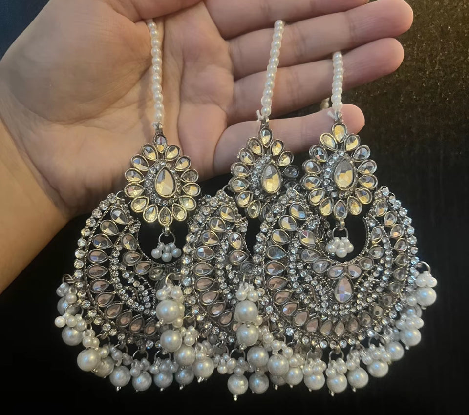 Silver tikka set