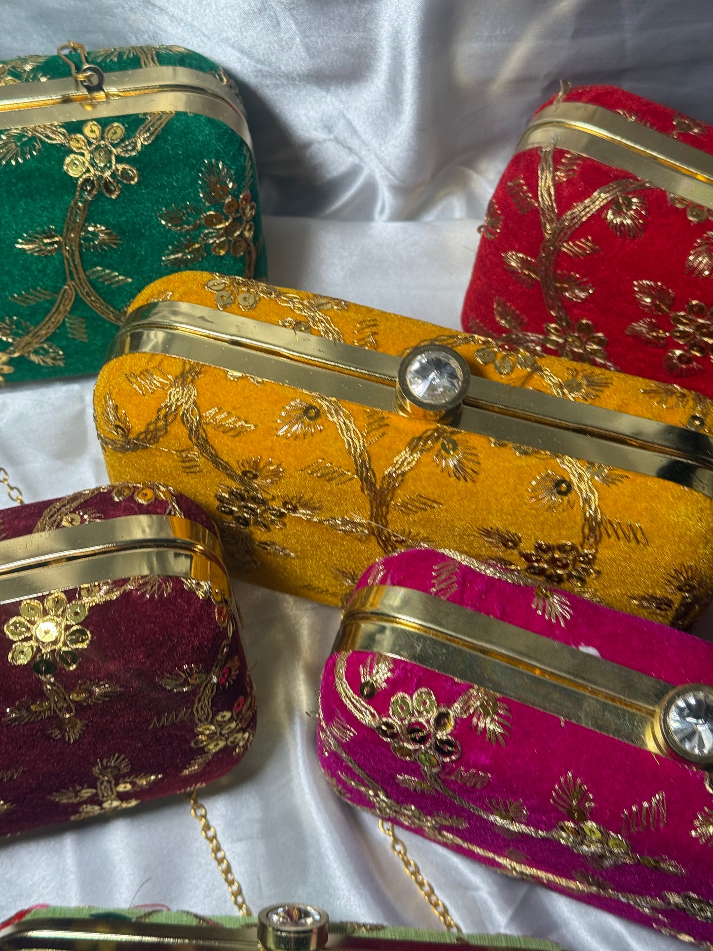 Zeenat - Clutch bags available in 6 colours