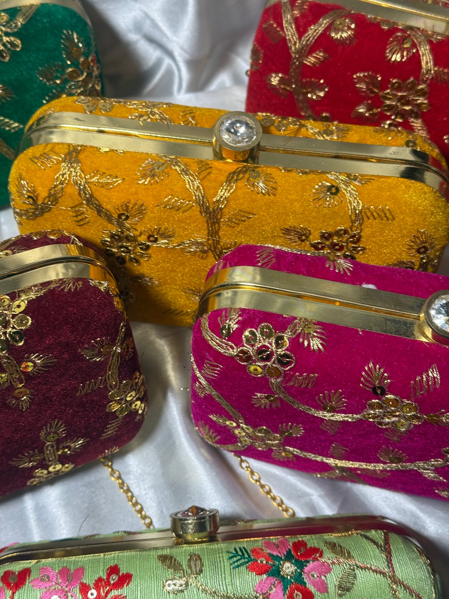 Zeenat - Clutch bags available in 6 colours