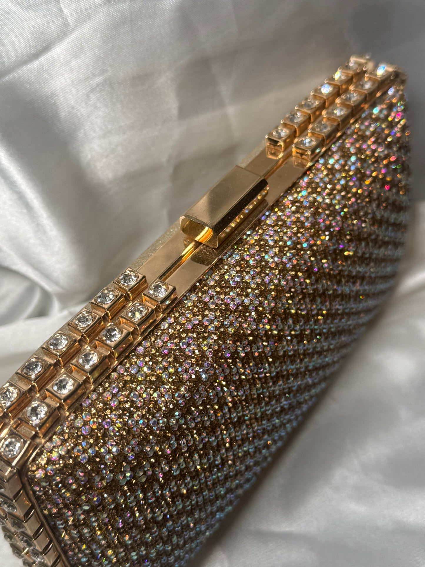 Veena - Clutch Bag