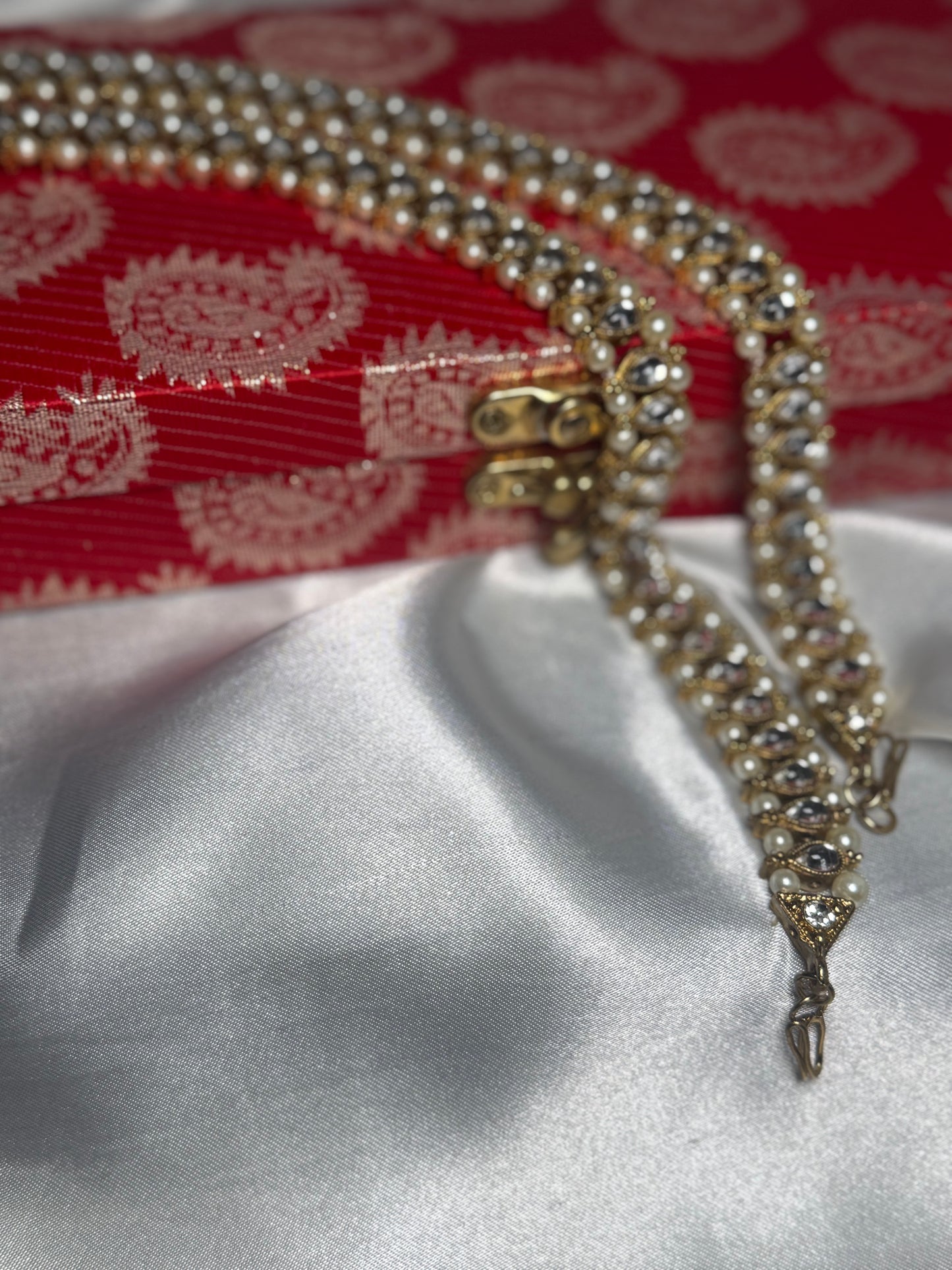 Shamsa - Pair of Kundan anklets