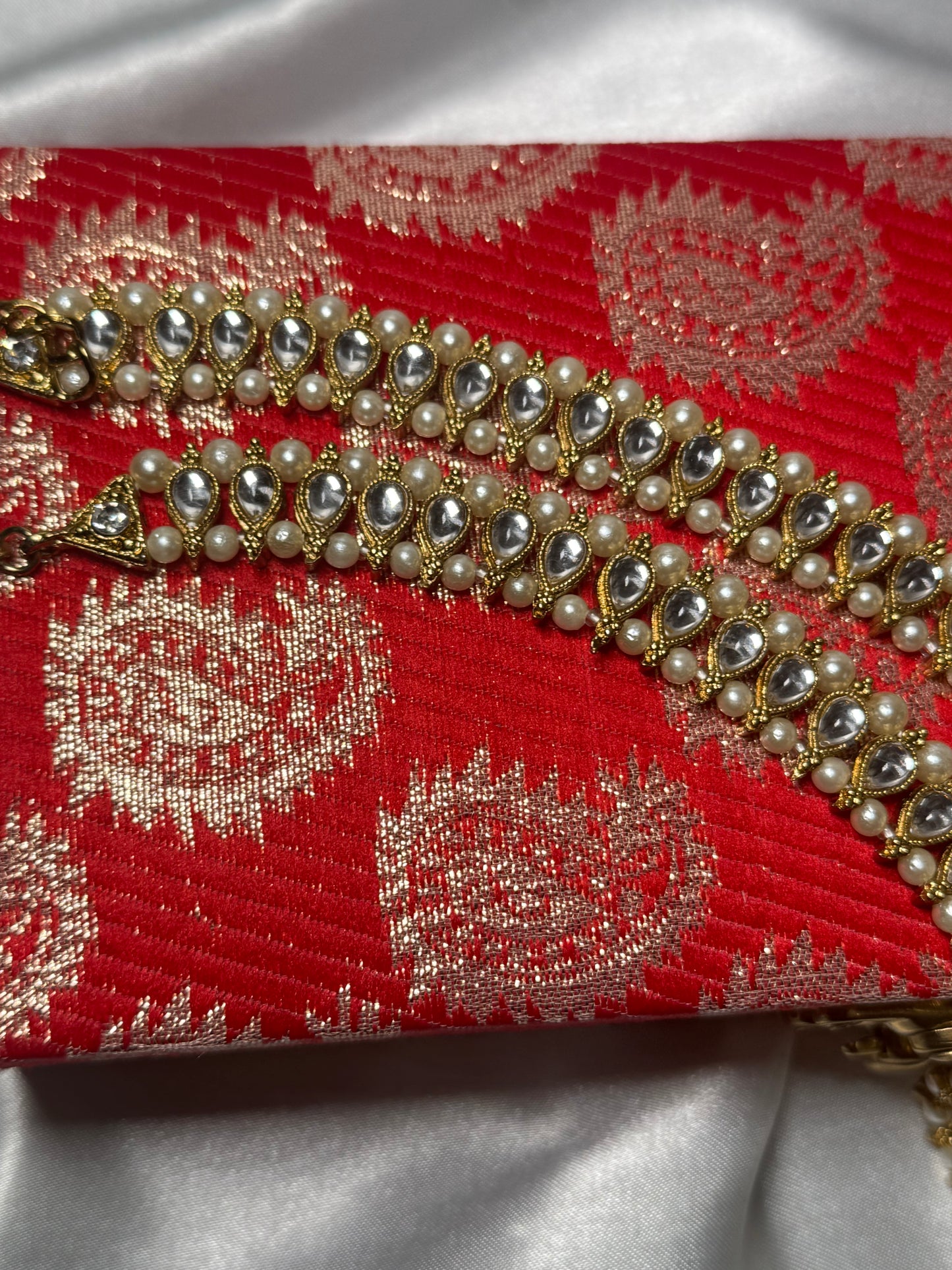 Shamsa - Pair of Kundan anklets