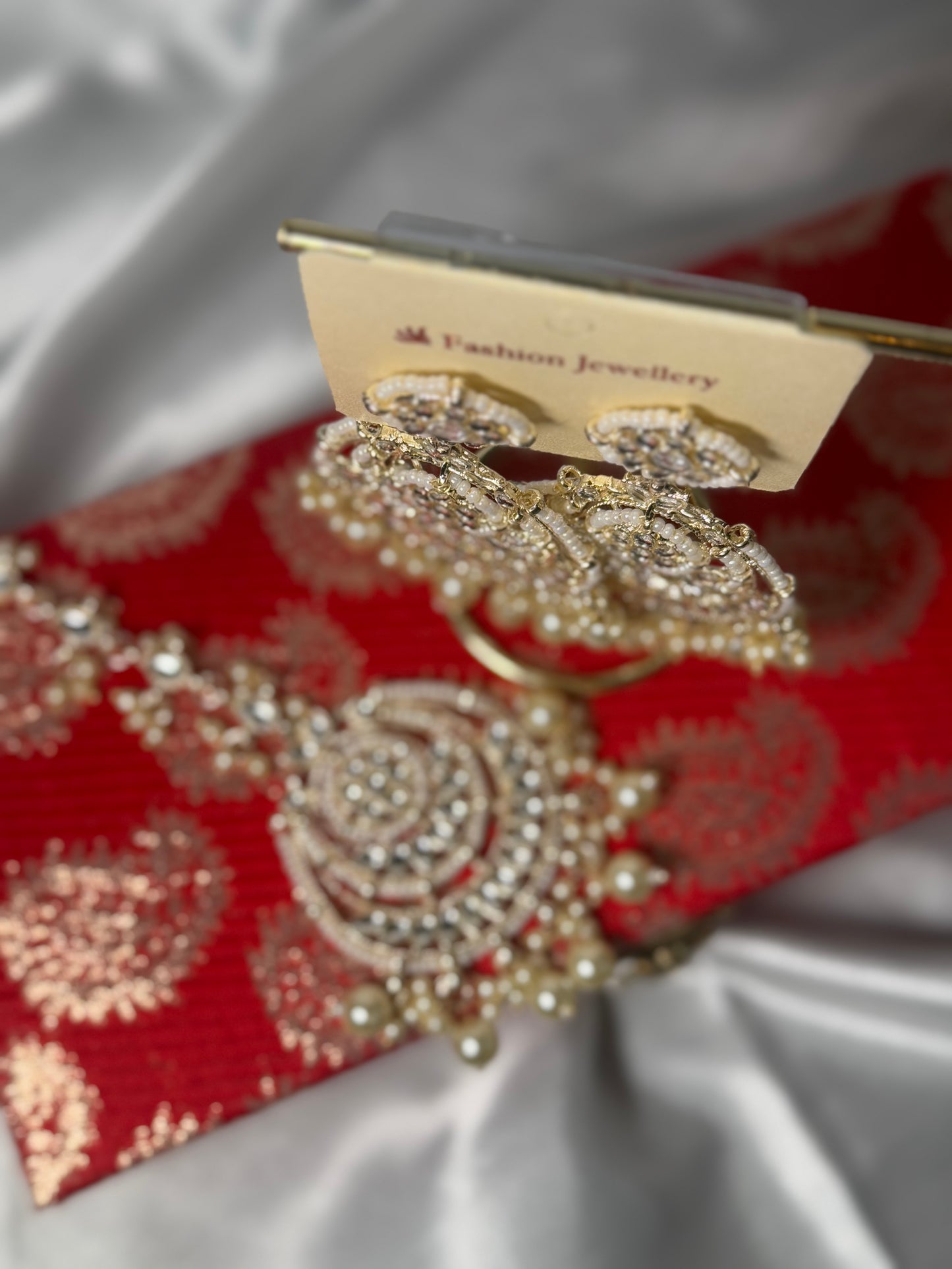 Shareen - Tikka Earrings set