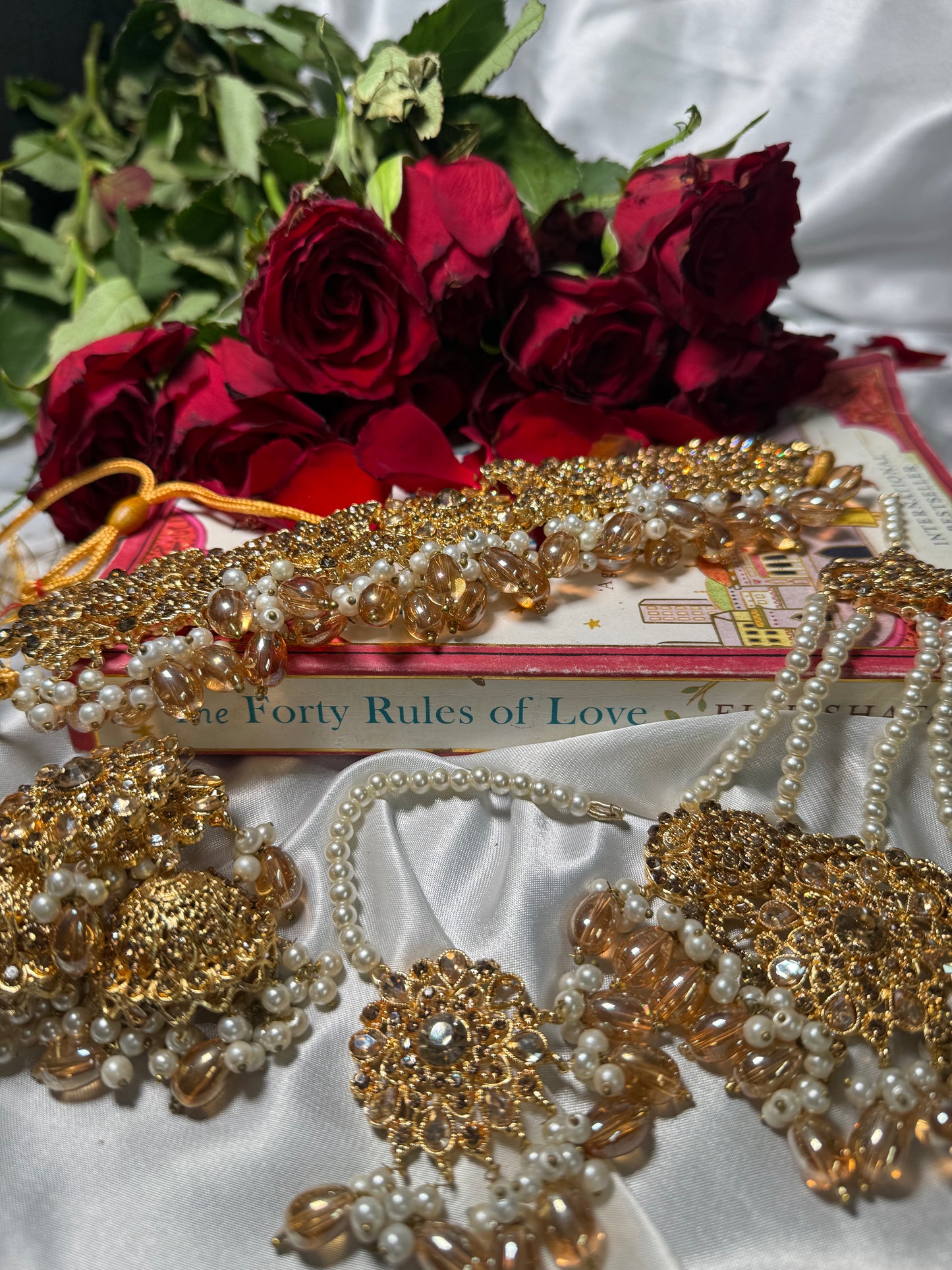Neha - Choker with jhumar, earrings and tikka