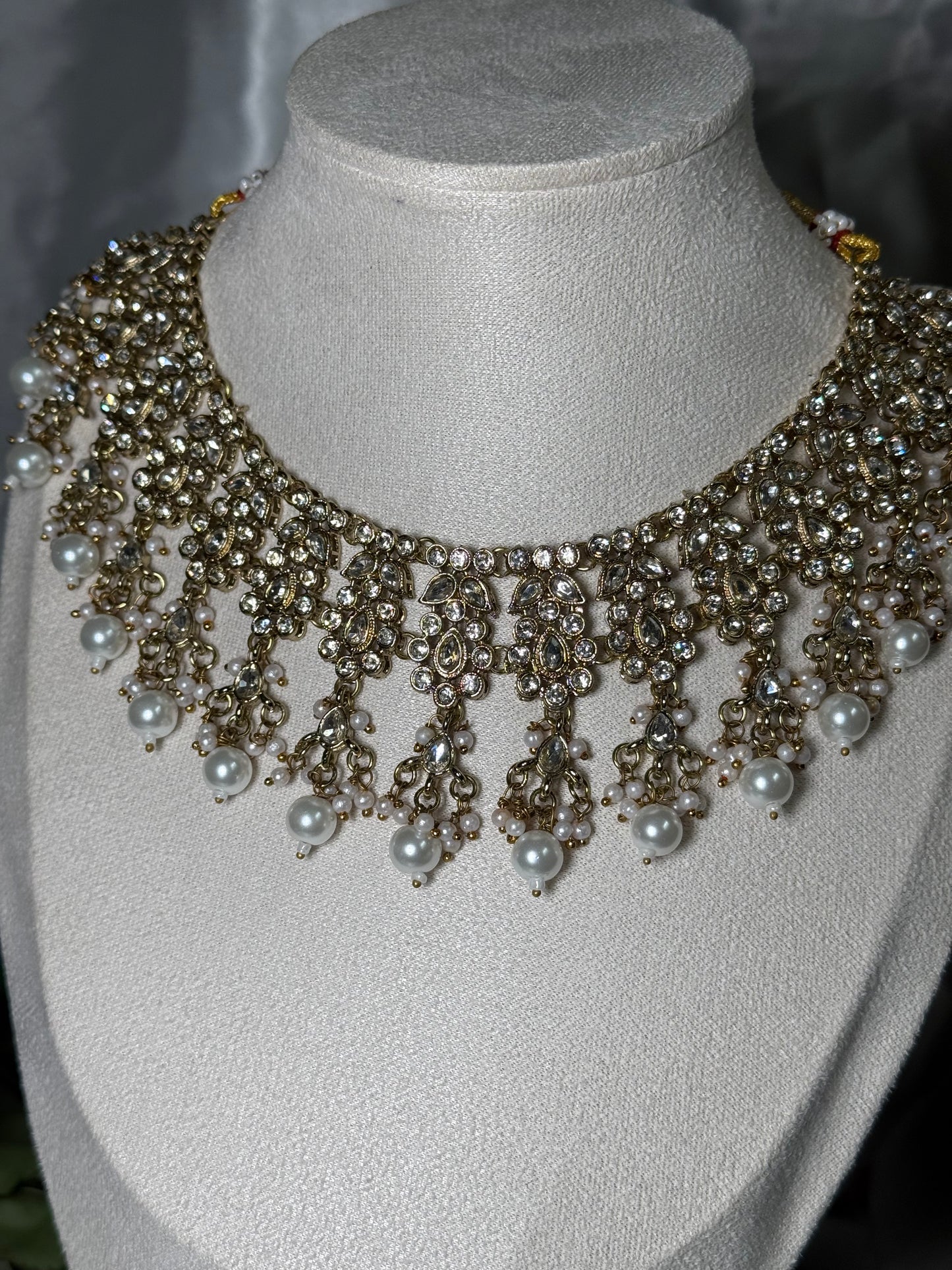 Meena - Necklace 4 colours available