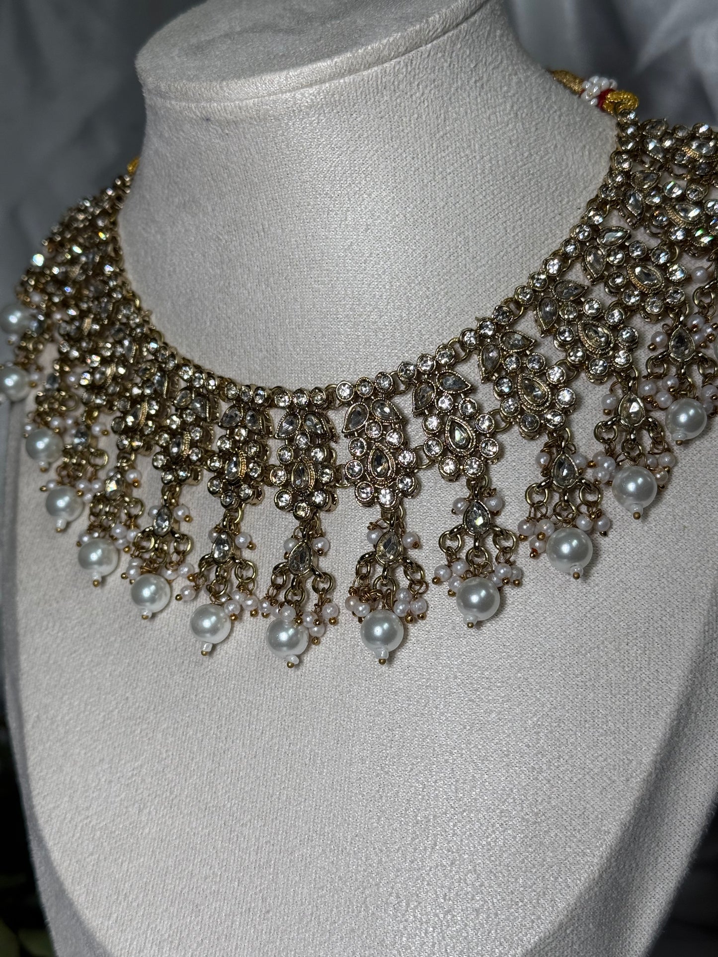 Meena - Necklace 4 colours available