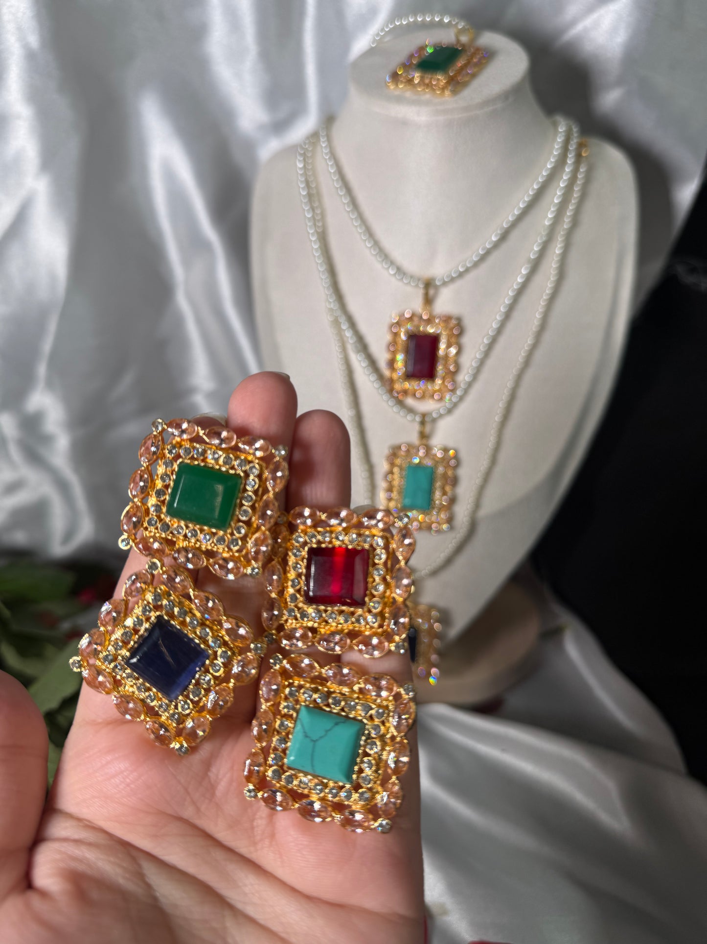 Reham - Locket set 4 Colours available