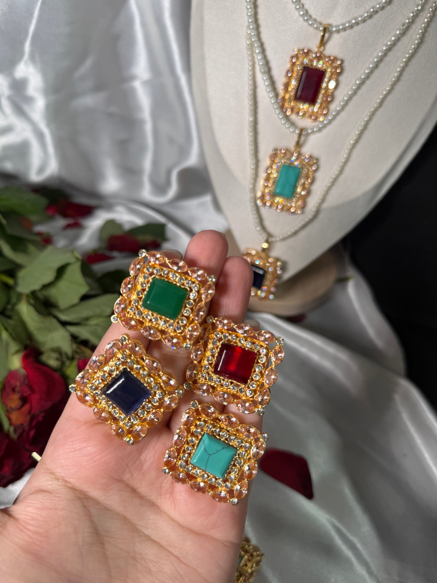 Reham - Locket set 4 Colours available
