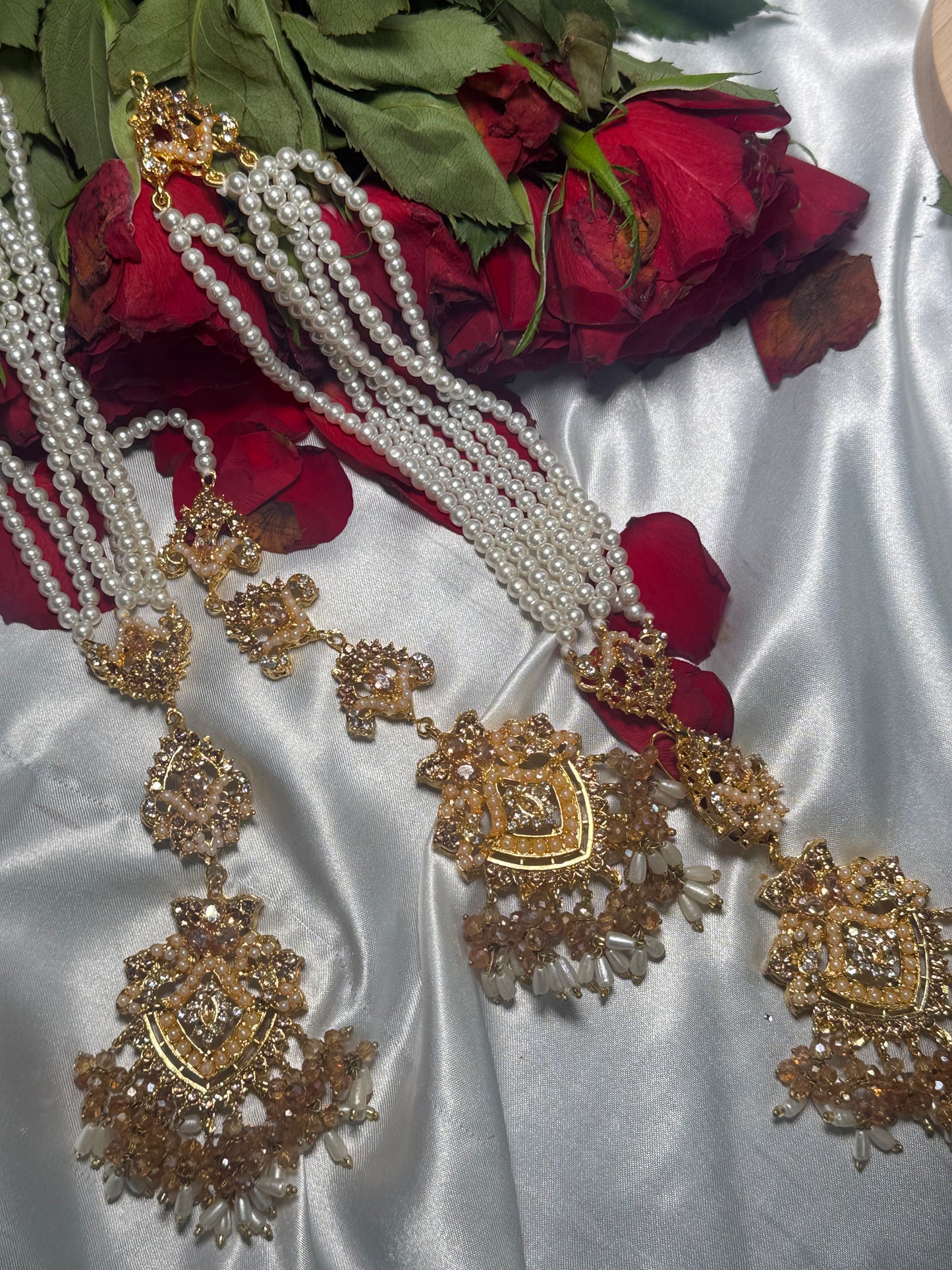 Aneela - Sahara earrings tikka