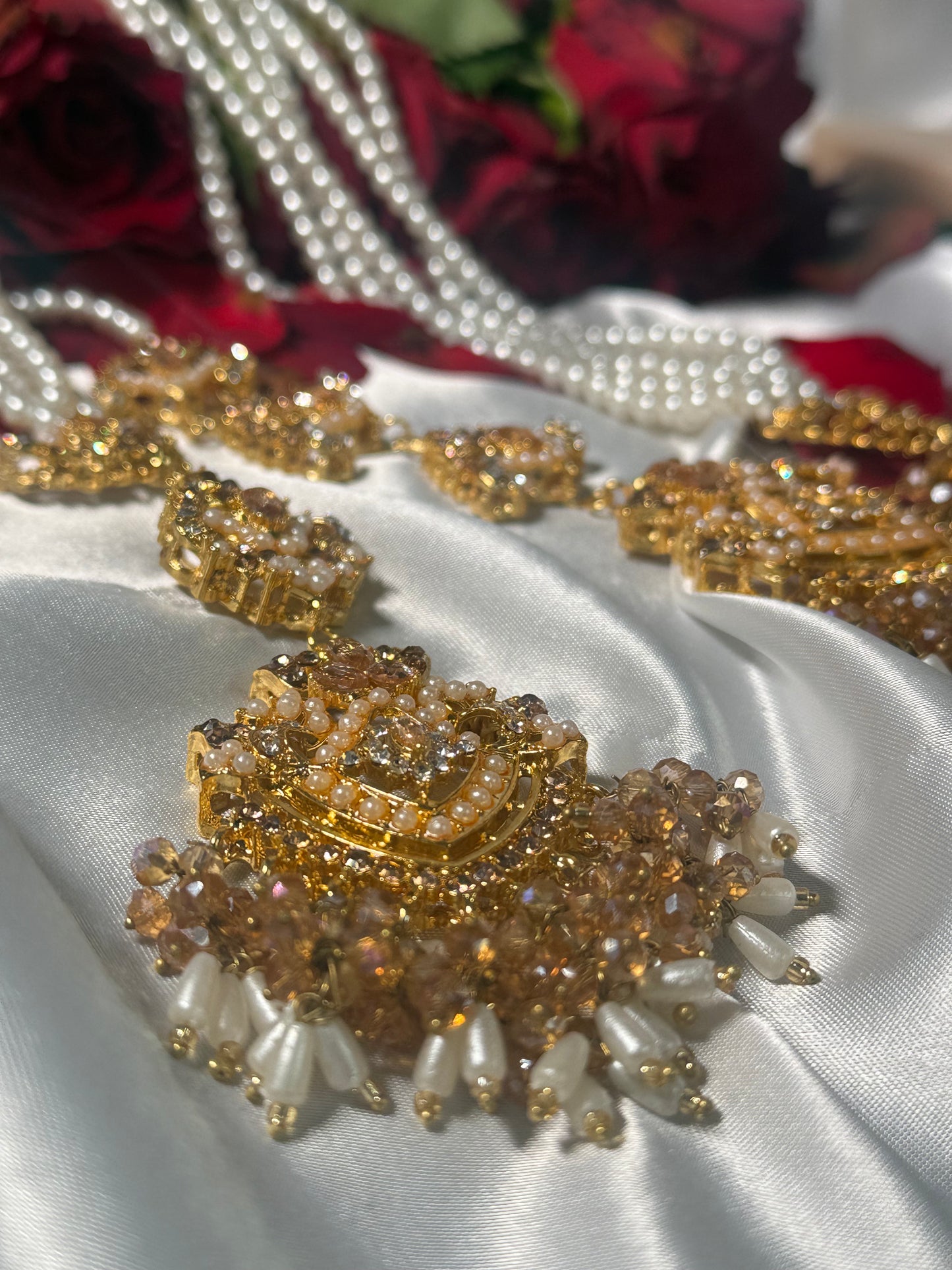 Aneela - Sahara earrings tikka