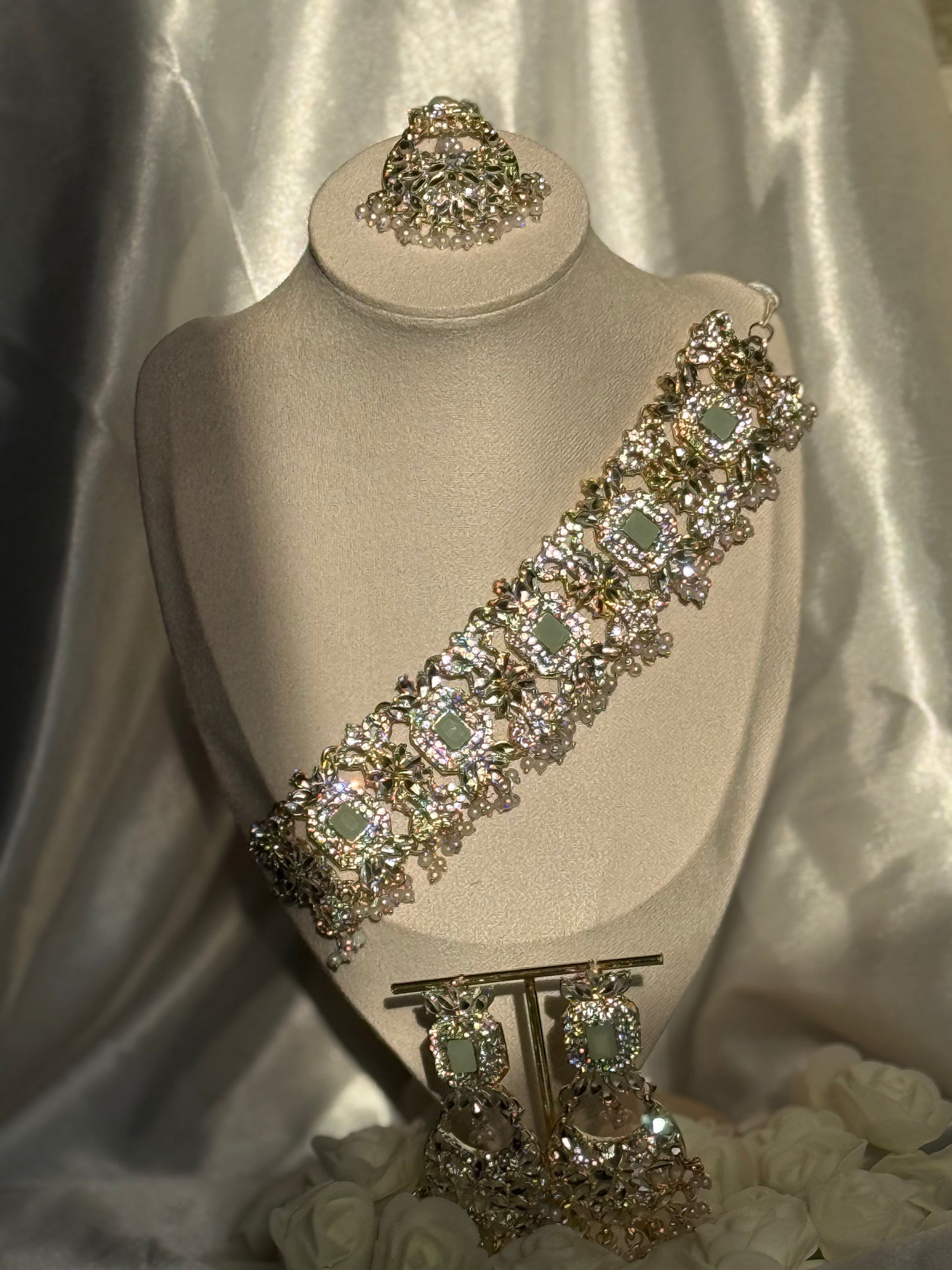 Noorjahan - Choker set 2 Colours available