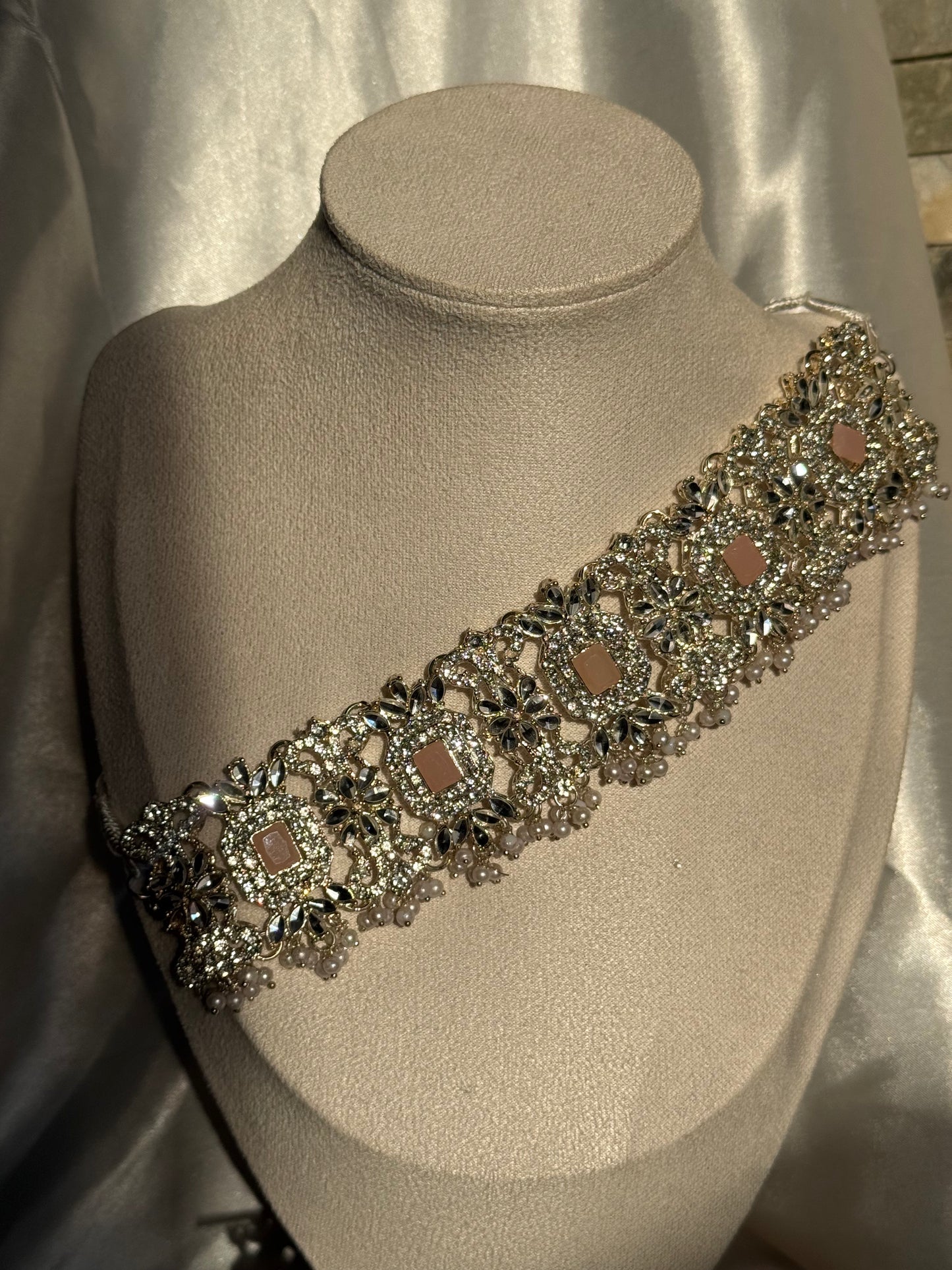 Noorjahan - Choker set 2 Colours available
