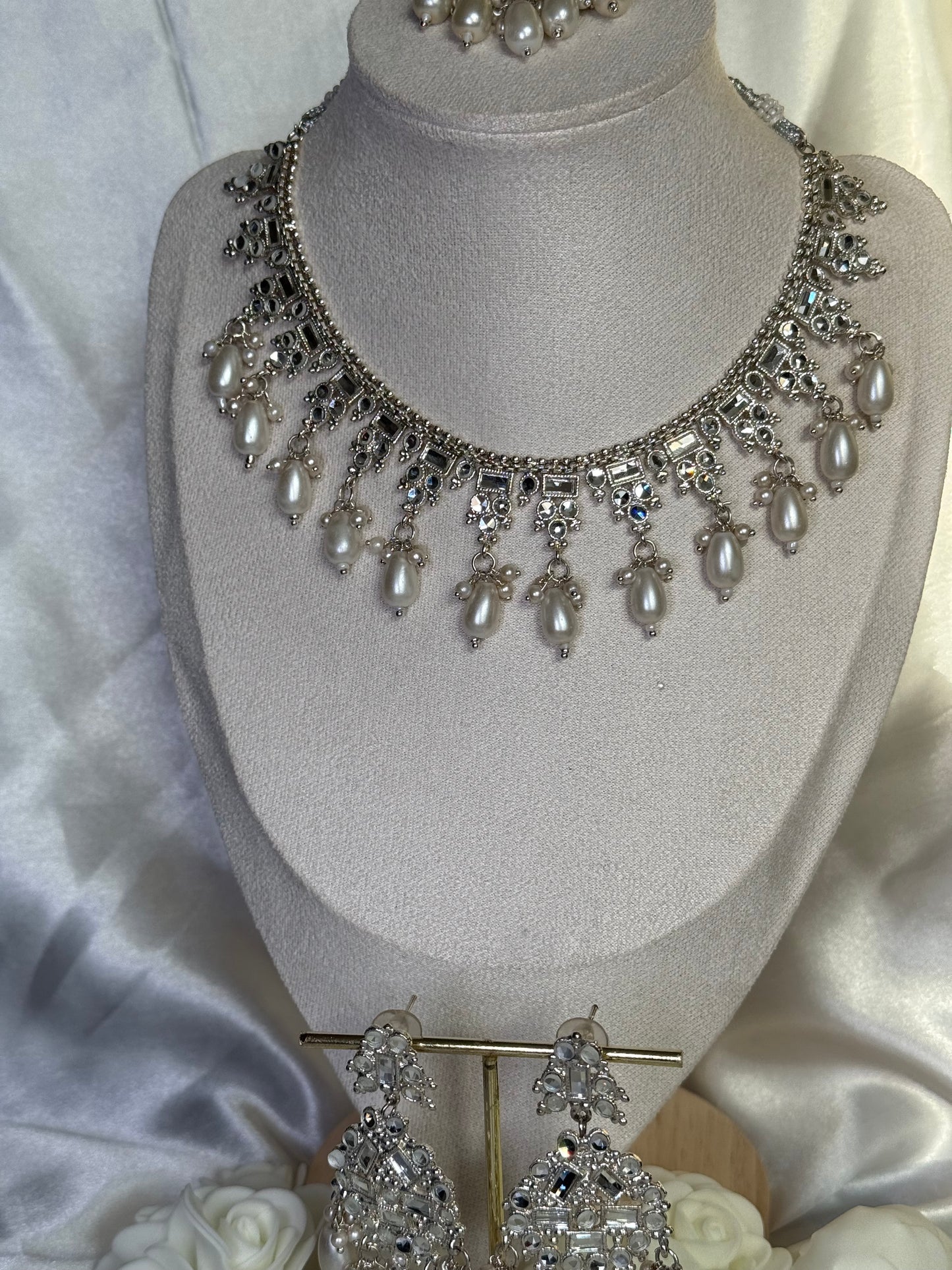 Daima - Necklace set