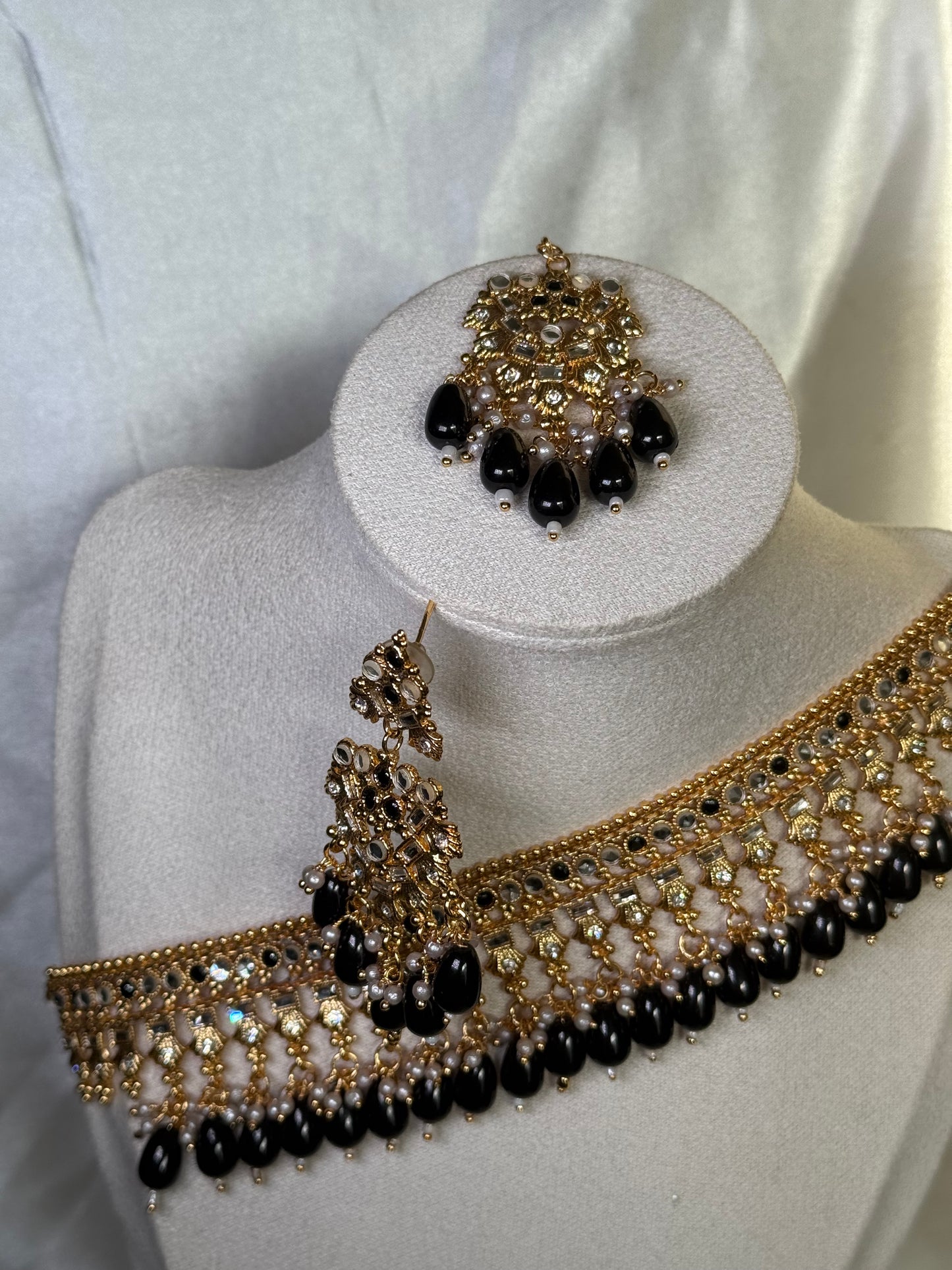 Dilnaz - Choker set