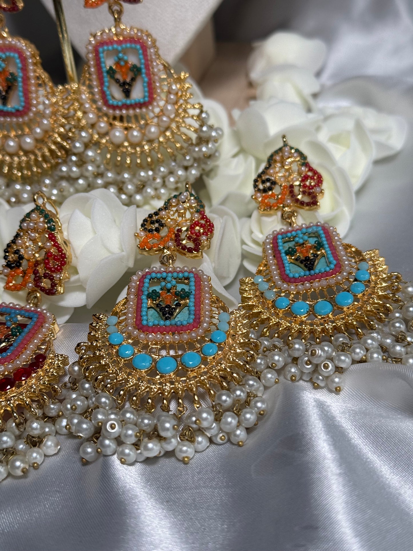 Falak - Earrings 5 Colours available