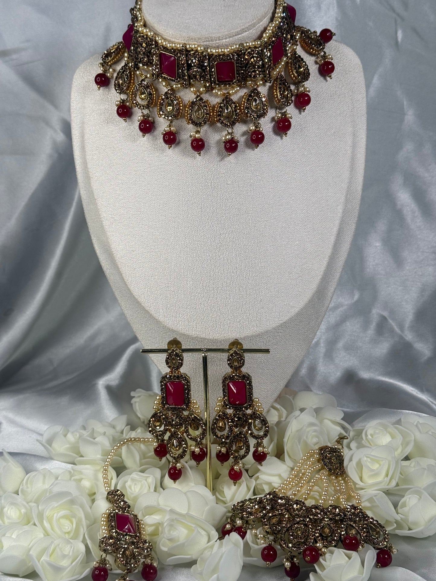 Barina - Choker set with Jhumar