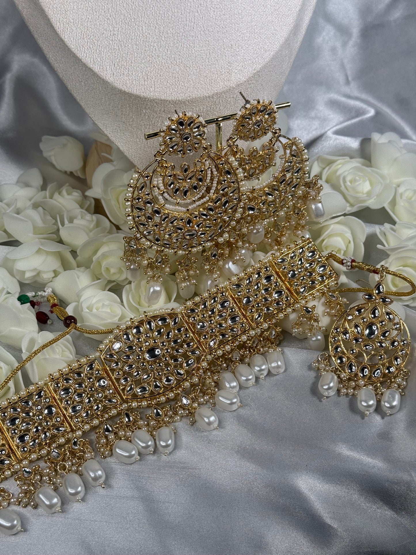 Rameesha - Choke with Oversized earrings and tikka