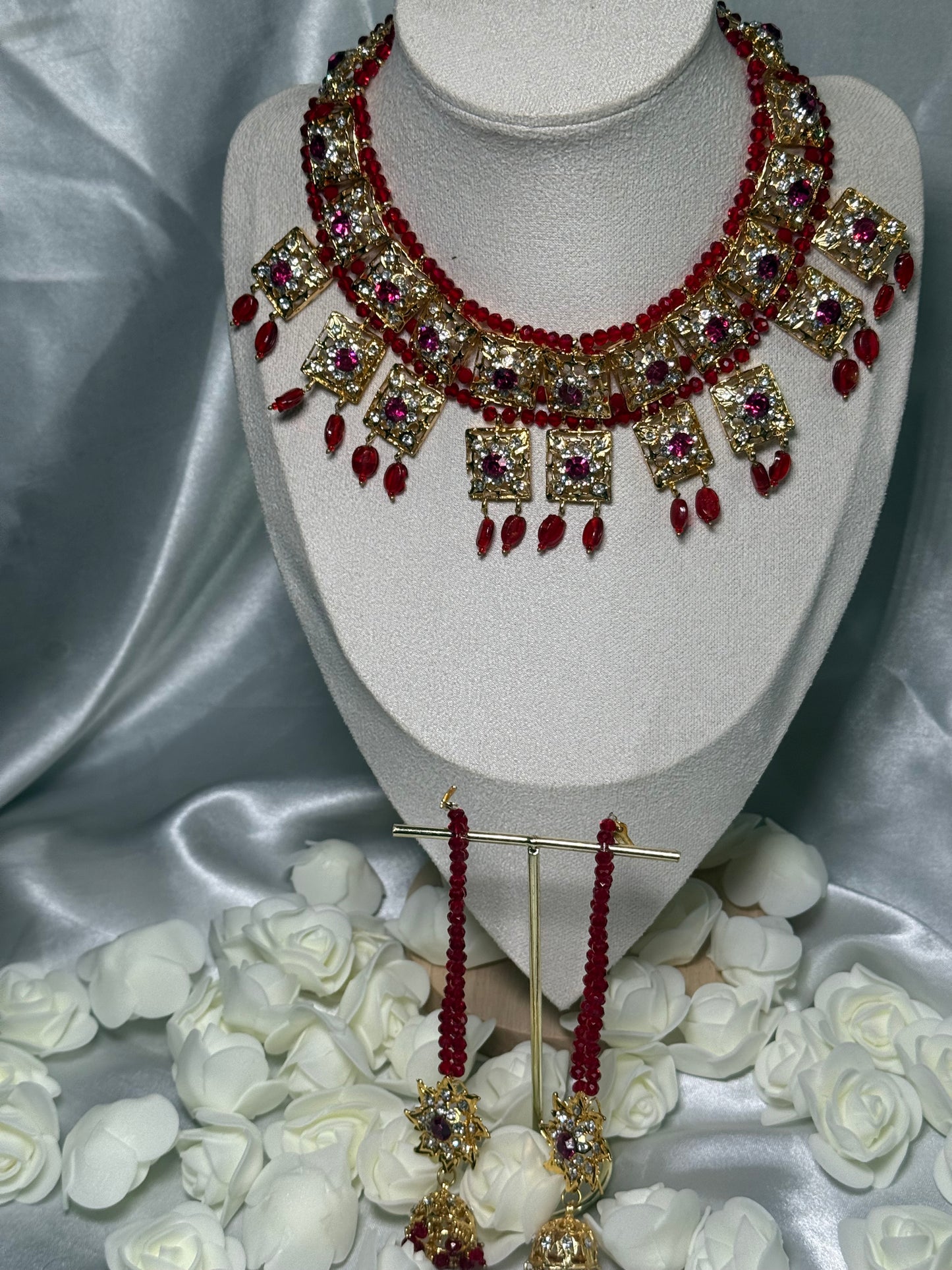 Liyana - Necklace with jhumke