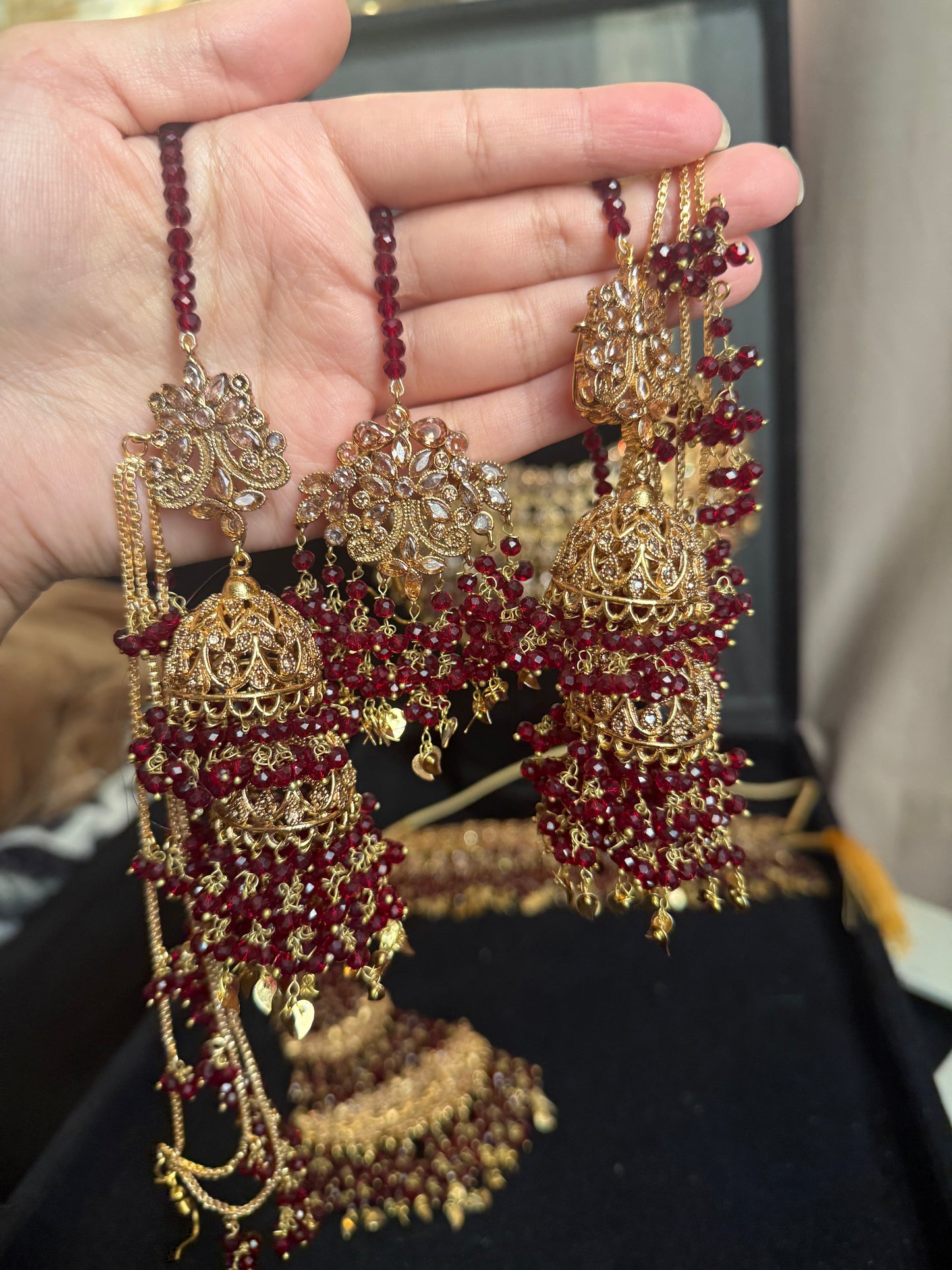 RAVAANI - Hevay Bridal set | Includes: Choker, Necklace, Jhumar, Jhumke, Tikka & Nose Ring | 2 designs available