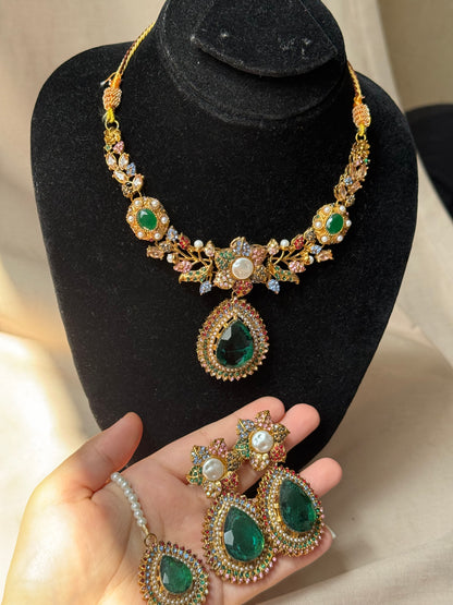 RANIA - Turkish necklace set with earrings and tikka | available in 12 colours