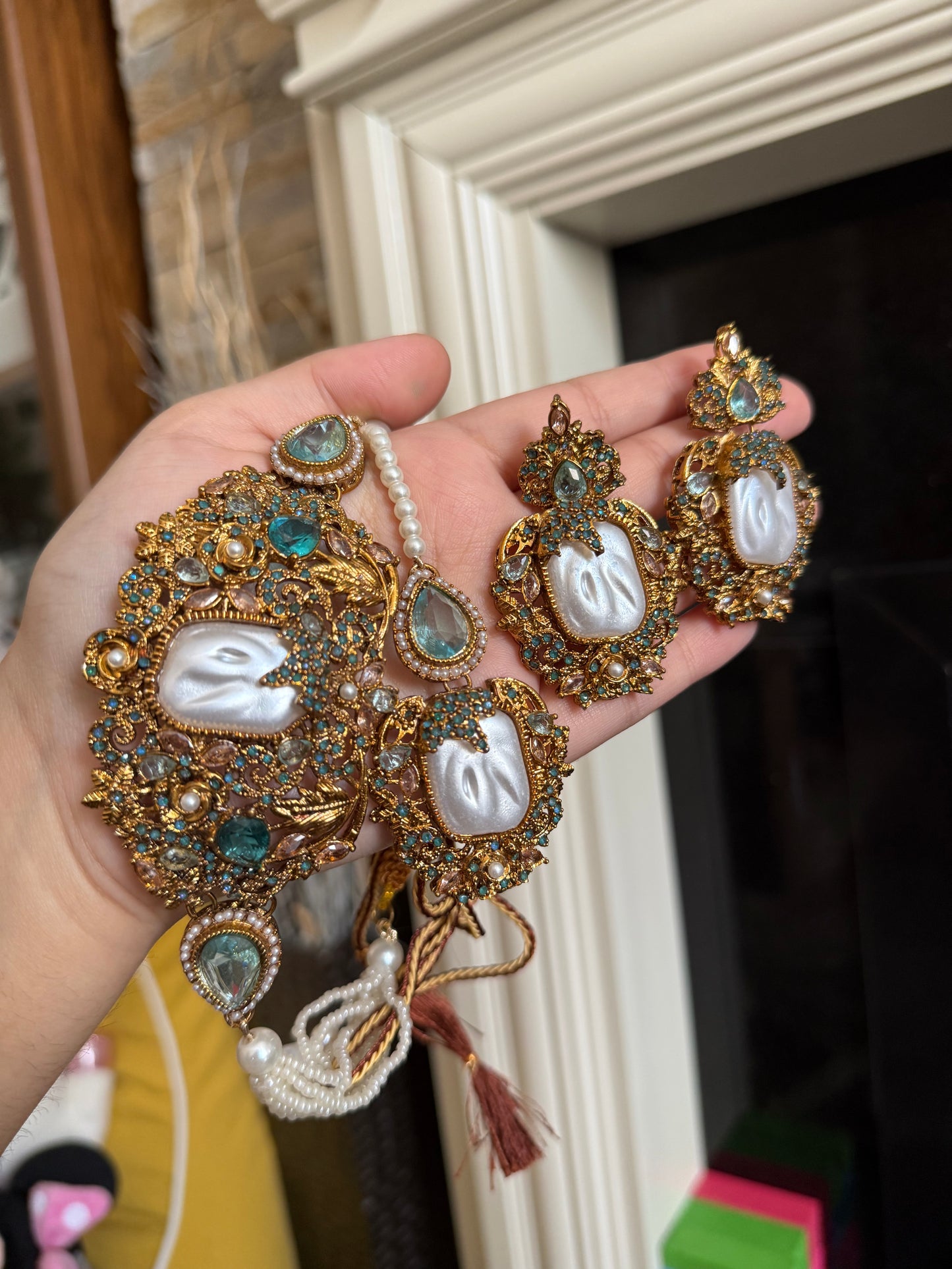 SAFA - Turkish choker set with earrings and tikka | available in 14 colours