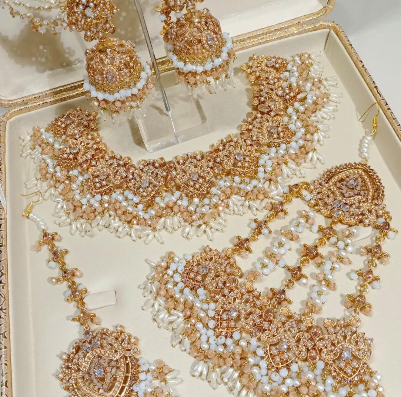 Hina - Bridal set | 3 colours available