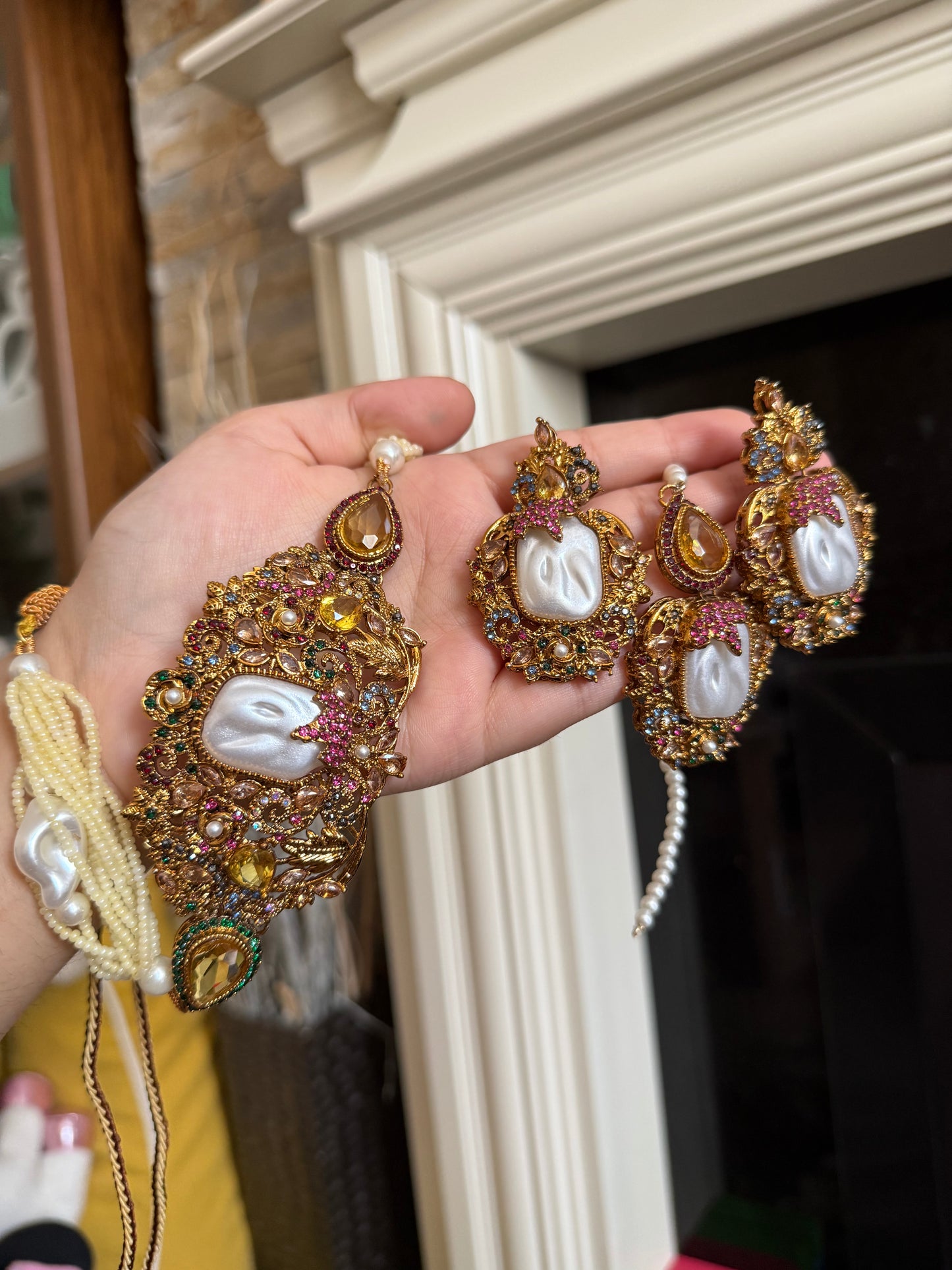 SAFA - Turkish choker set with earrings and tikka | available in 14 colours